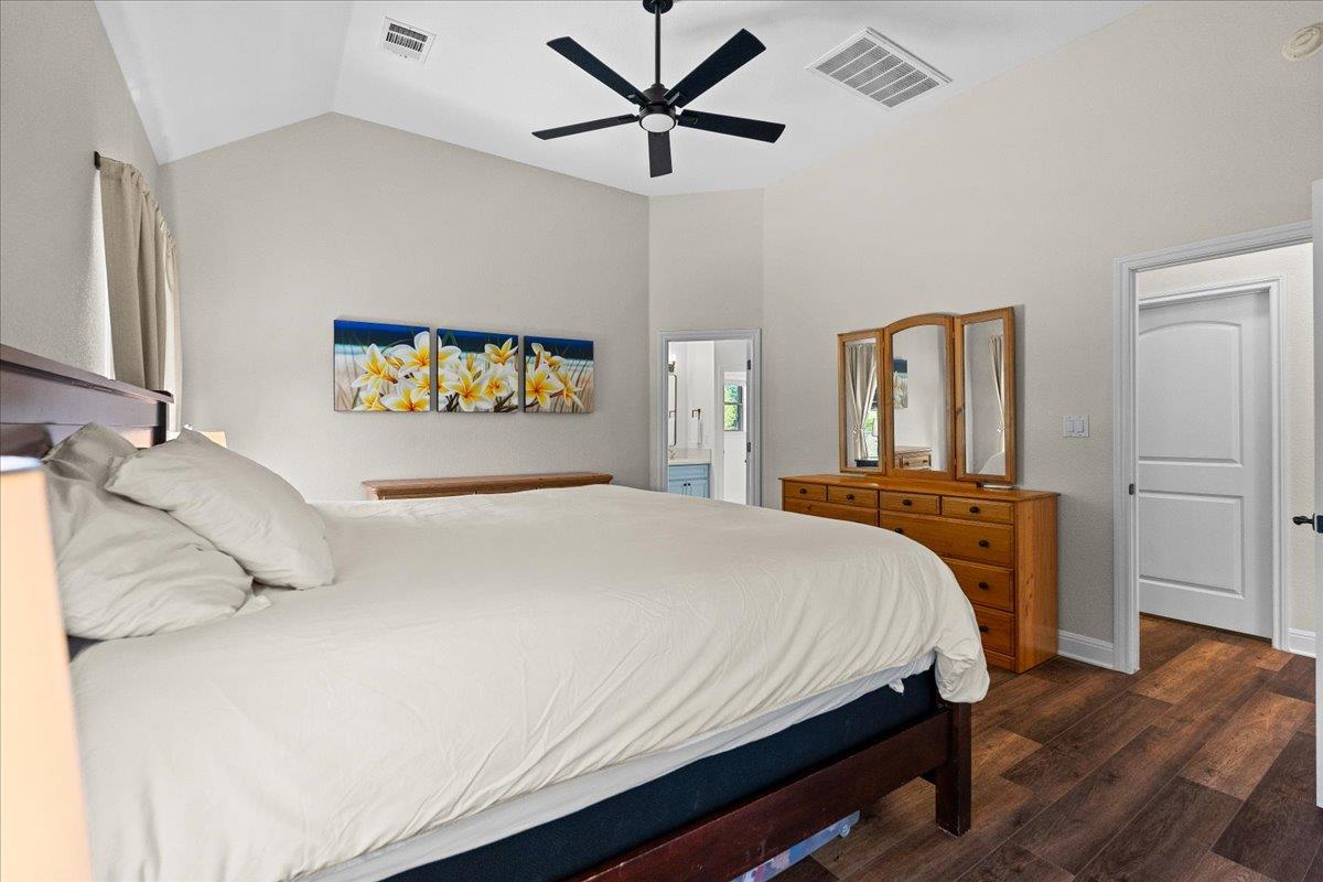 10621 W Cave Loop, Dripping Springs, TX 78620