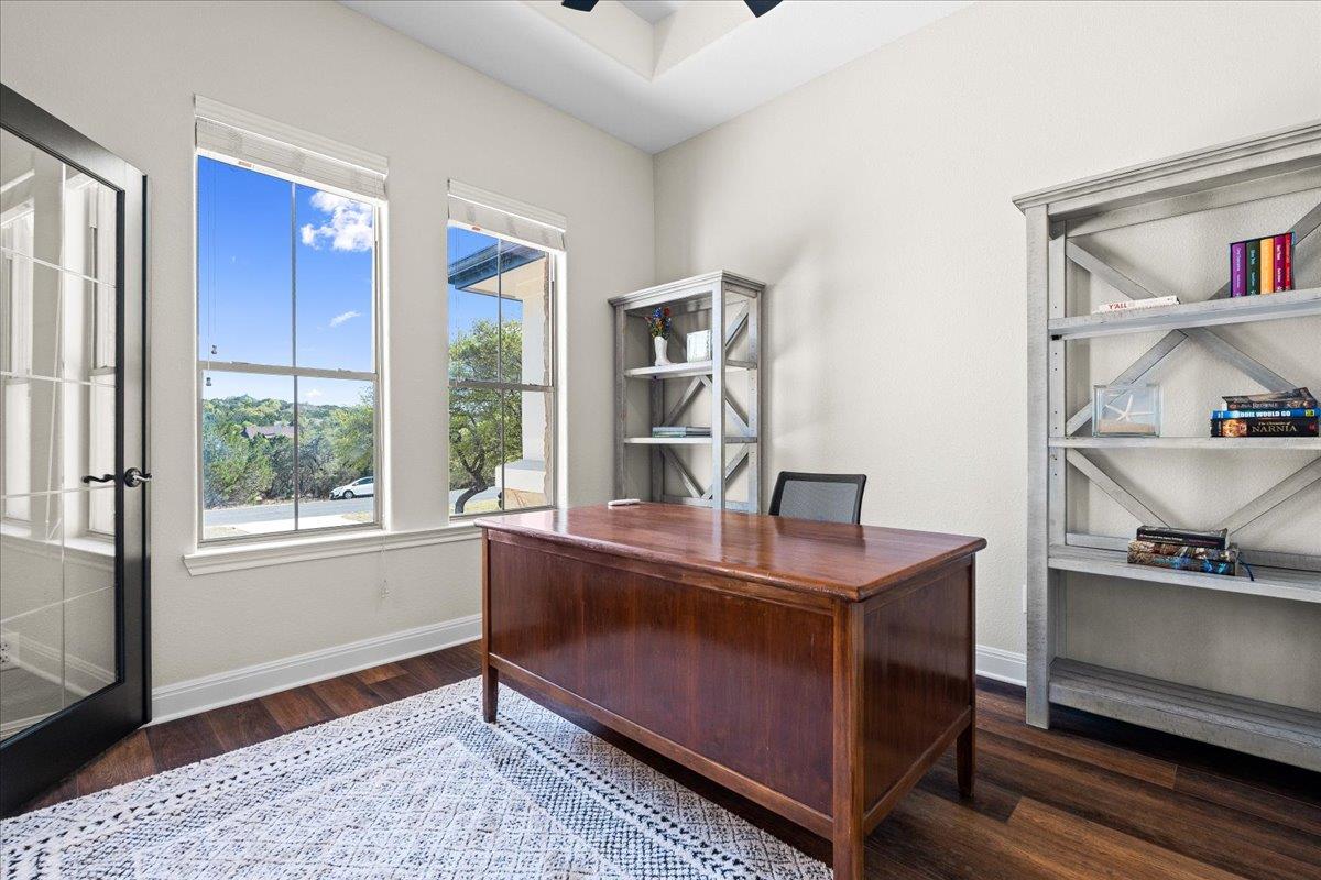 10621 W Cave Loop, Dripping Springs, TX 78620