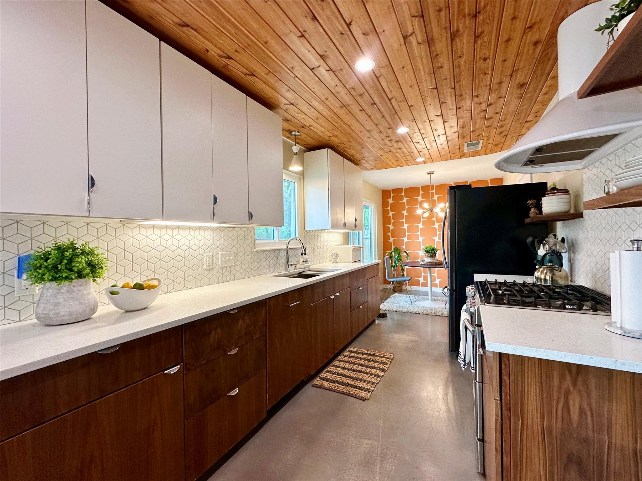 2707 Ashdale Dr, Austin, TX 78757