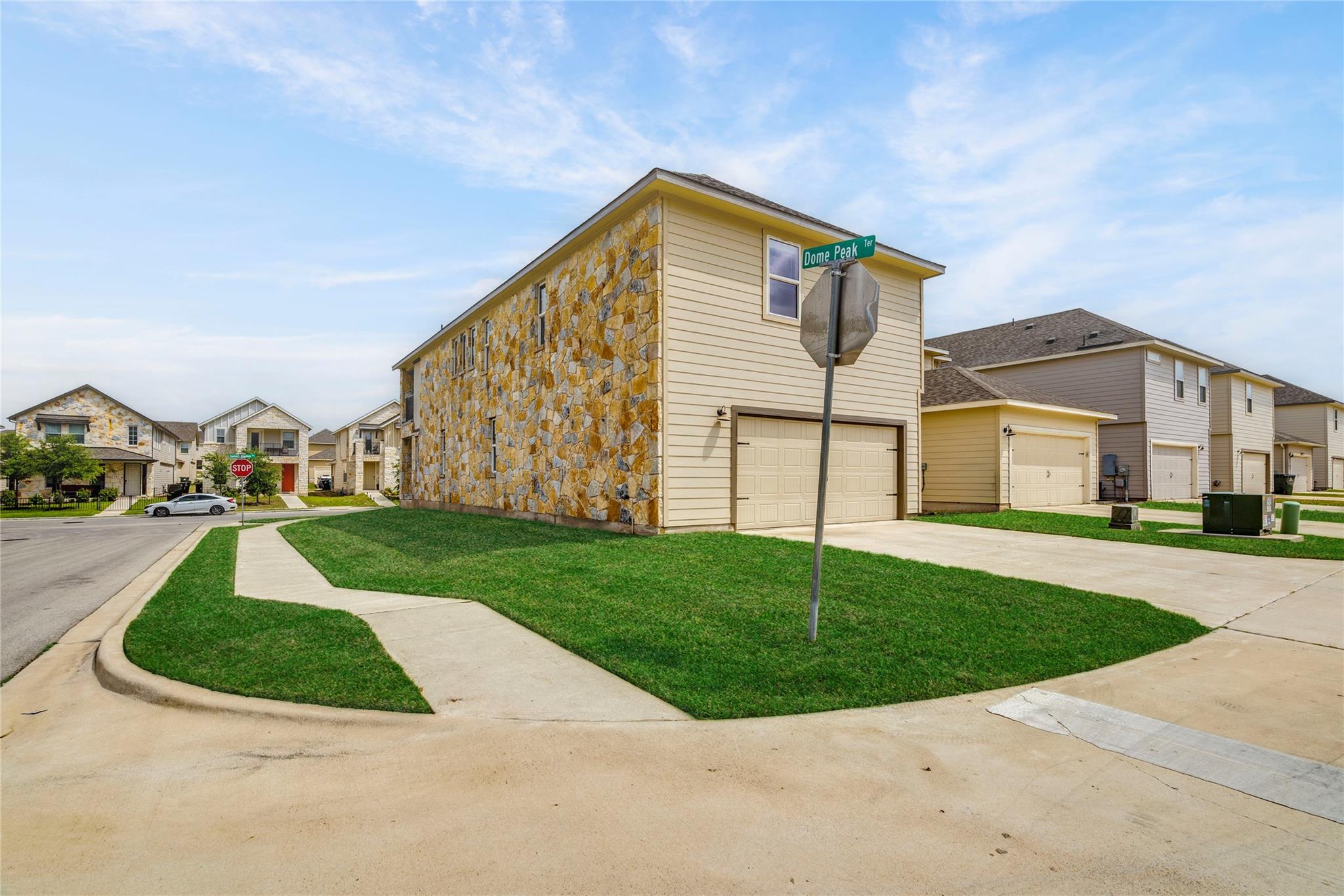 147 Sawtooth Mountain Way, Dripping Springs, TX 78620