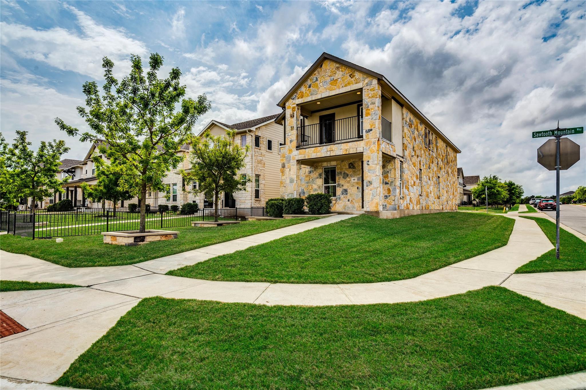 147 Sawtooth Mountain Way, Dripping Springs, TX 78620
