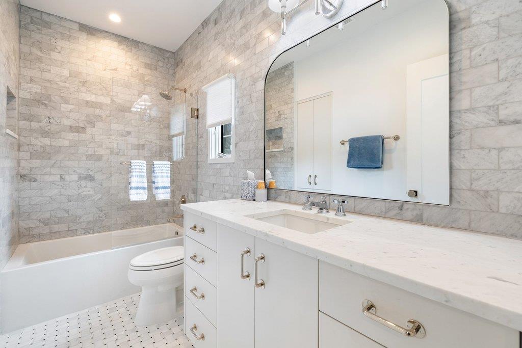 2116 Clifton St, Austin, TX 78704