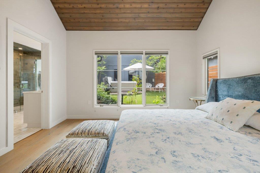 2116 Clifton St, Austin, TX 78704