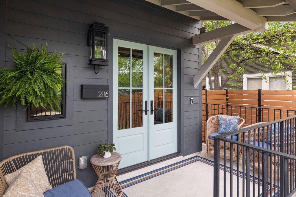 2116 Clifton St, Austin, TX 78704