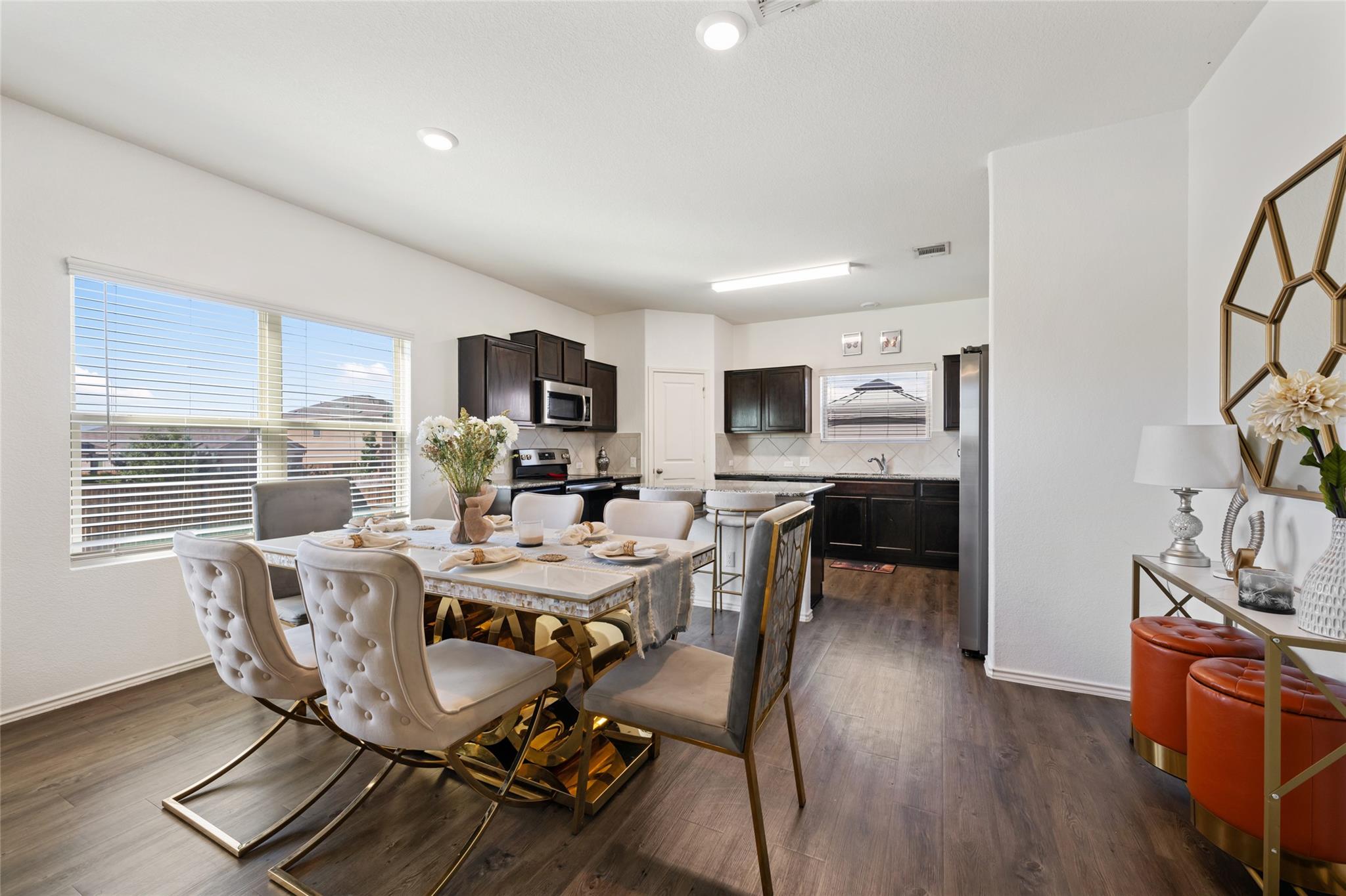 524 Circle Way # 12F, Jarrell, TX 76537