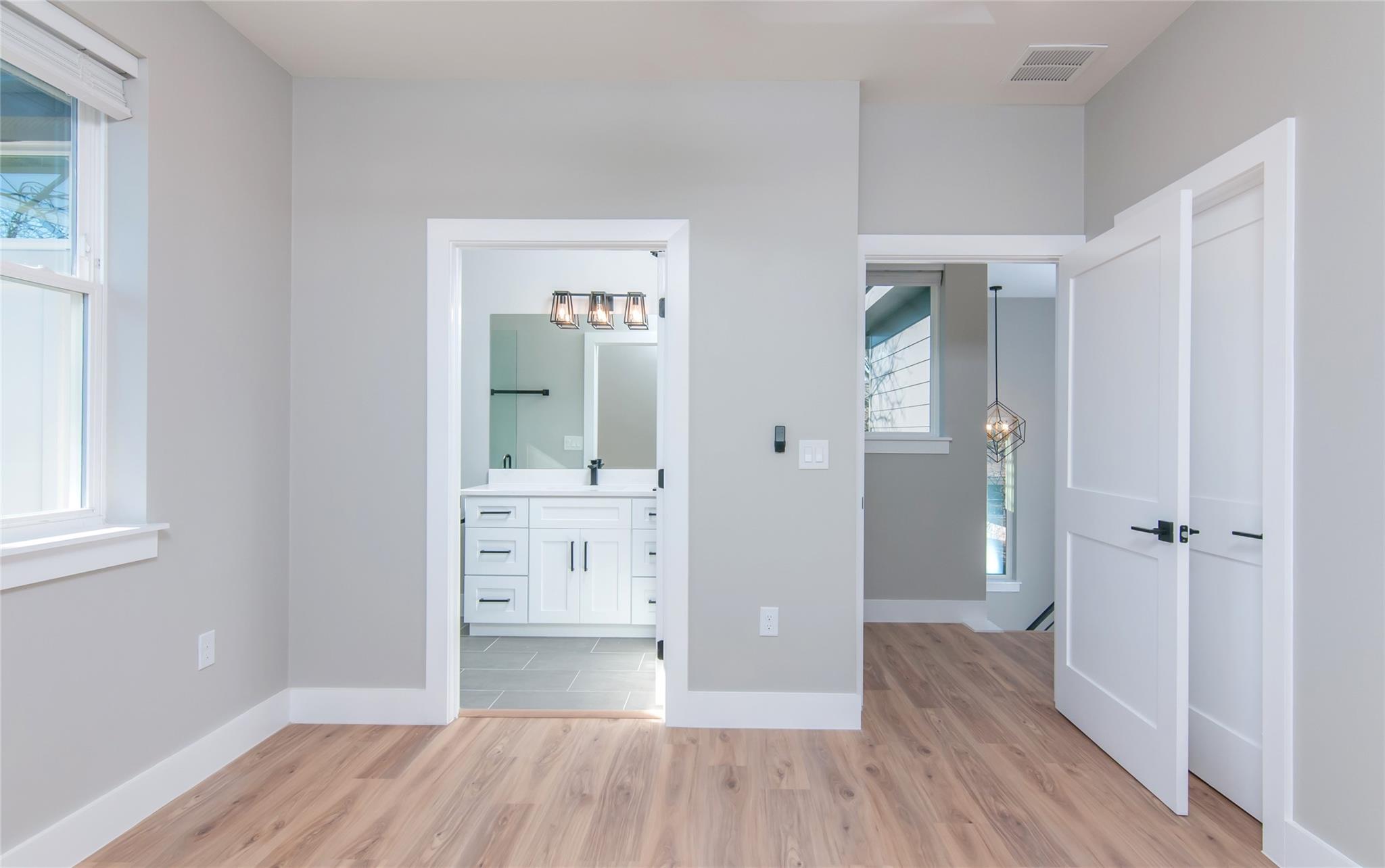 8006 Gault St # 2, Austin, TX 78757