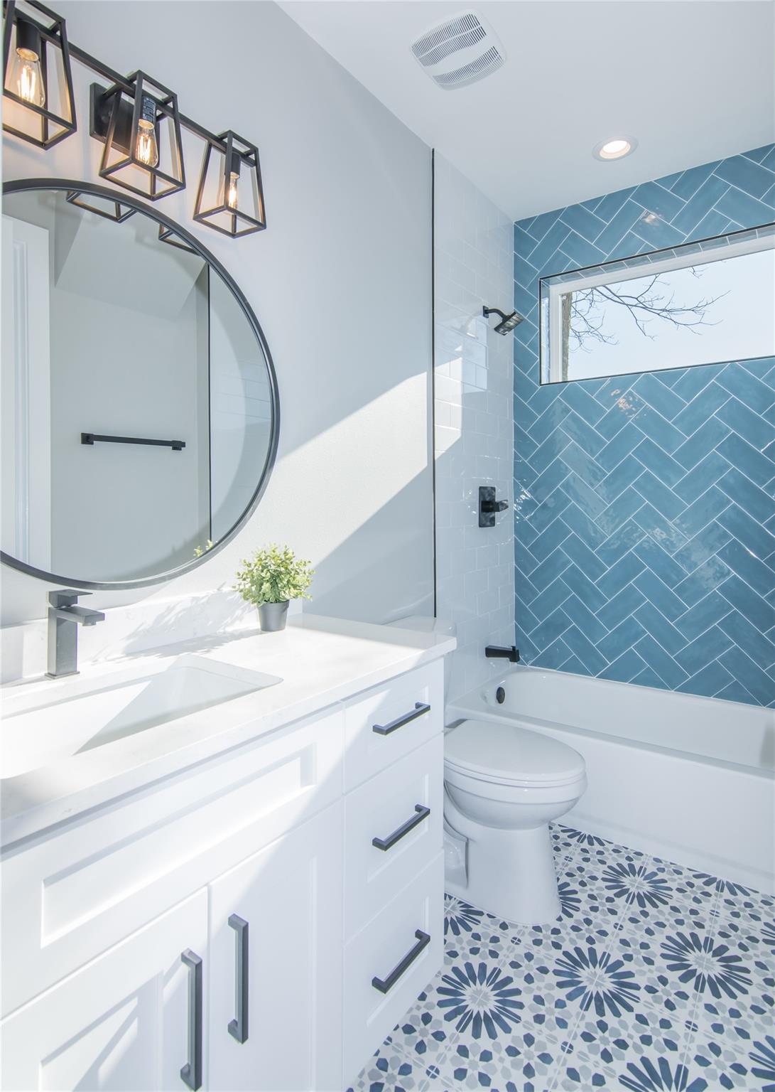 8006 Gault St # 2, Austin, TX 78757