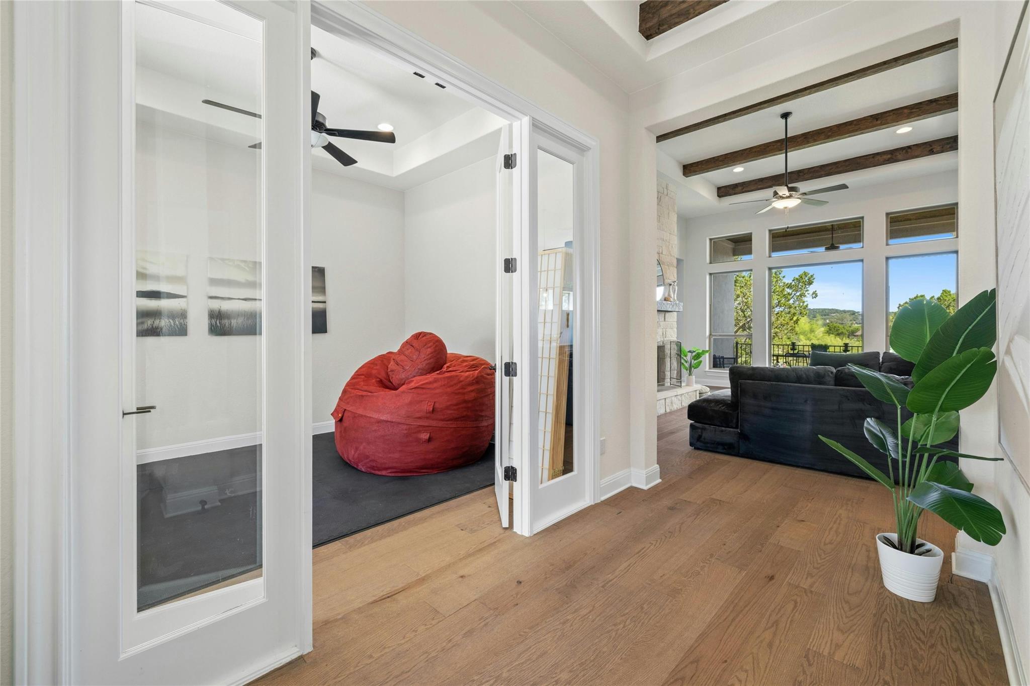 19612 Serenity Ln, Lago Vista, TX 78645