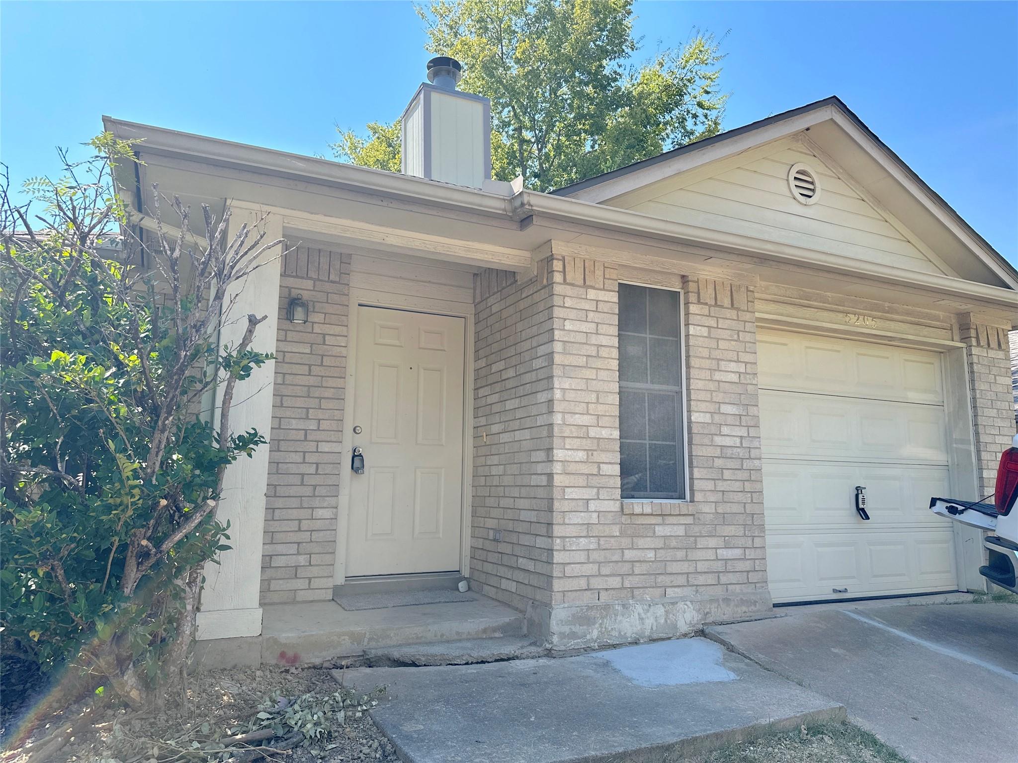 5205 Coppermead Ln, Austin, TX 78754