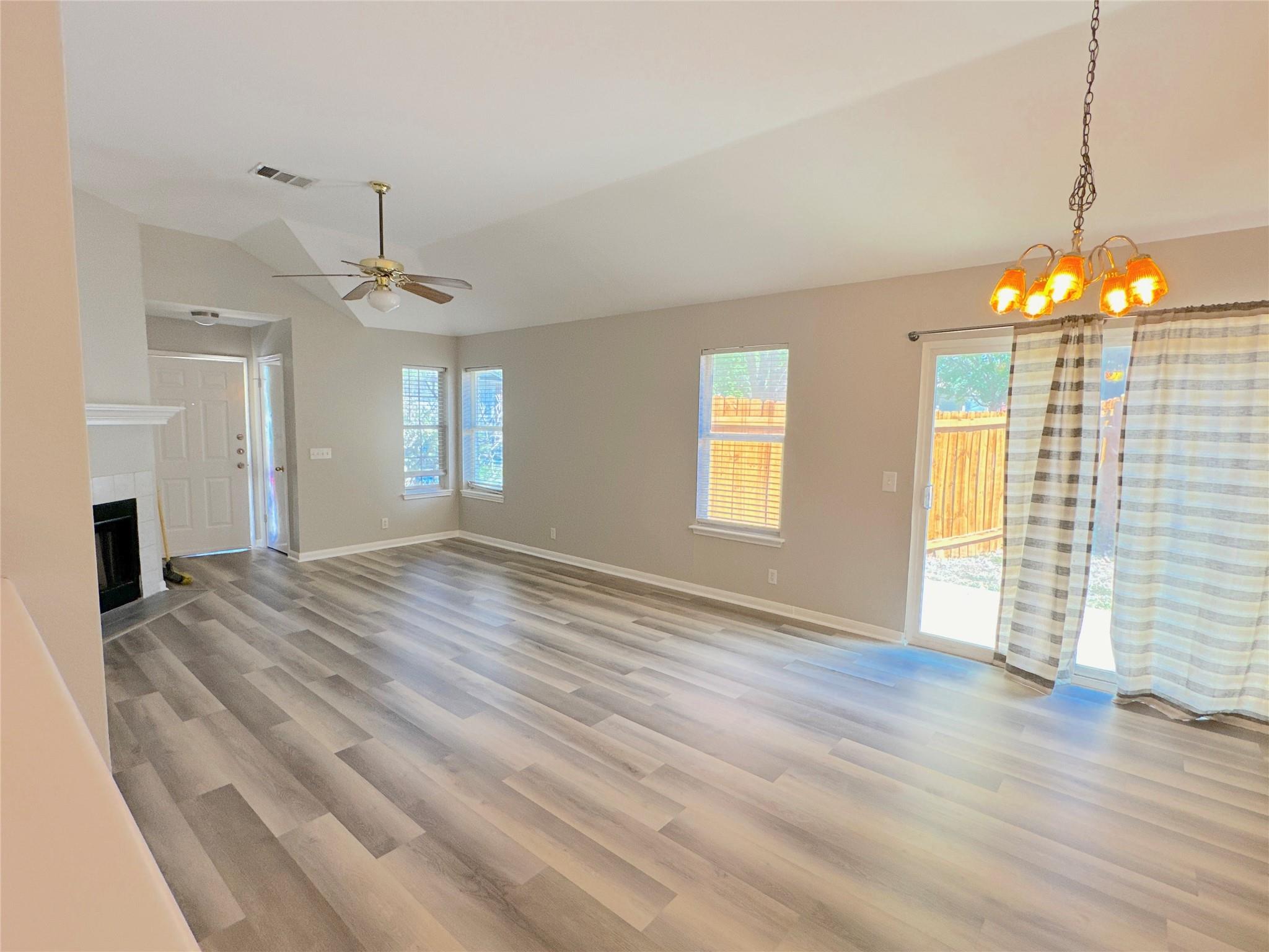 5205 Coppermead Ln, Austin, TX 78754