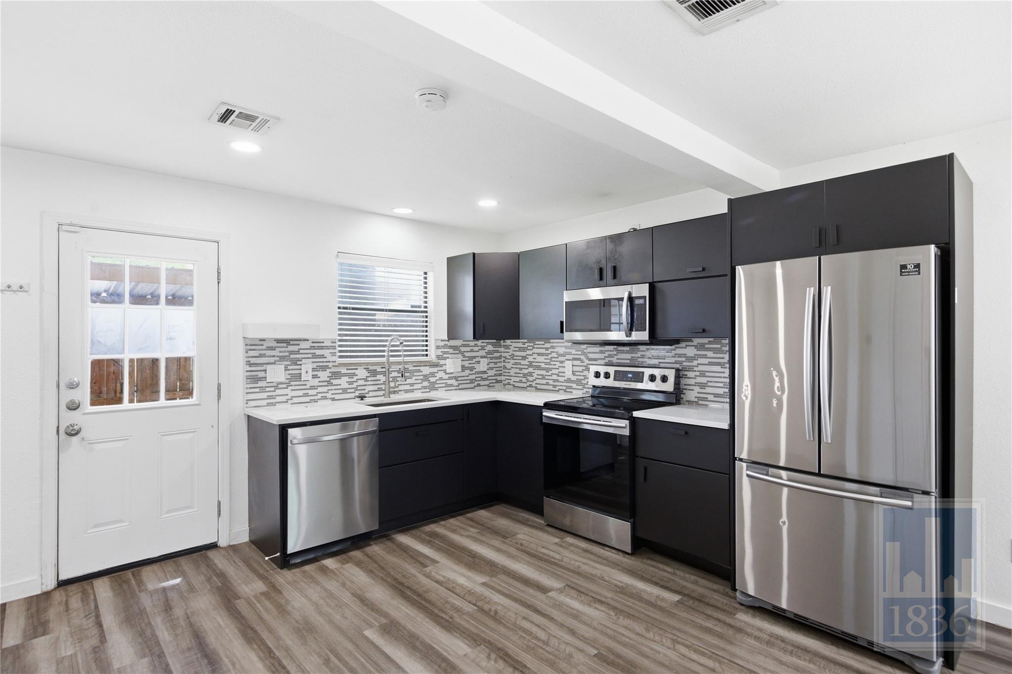 8400 Jamestown Dr # 534, Austin, TX 78758