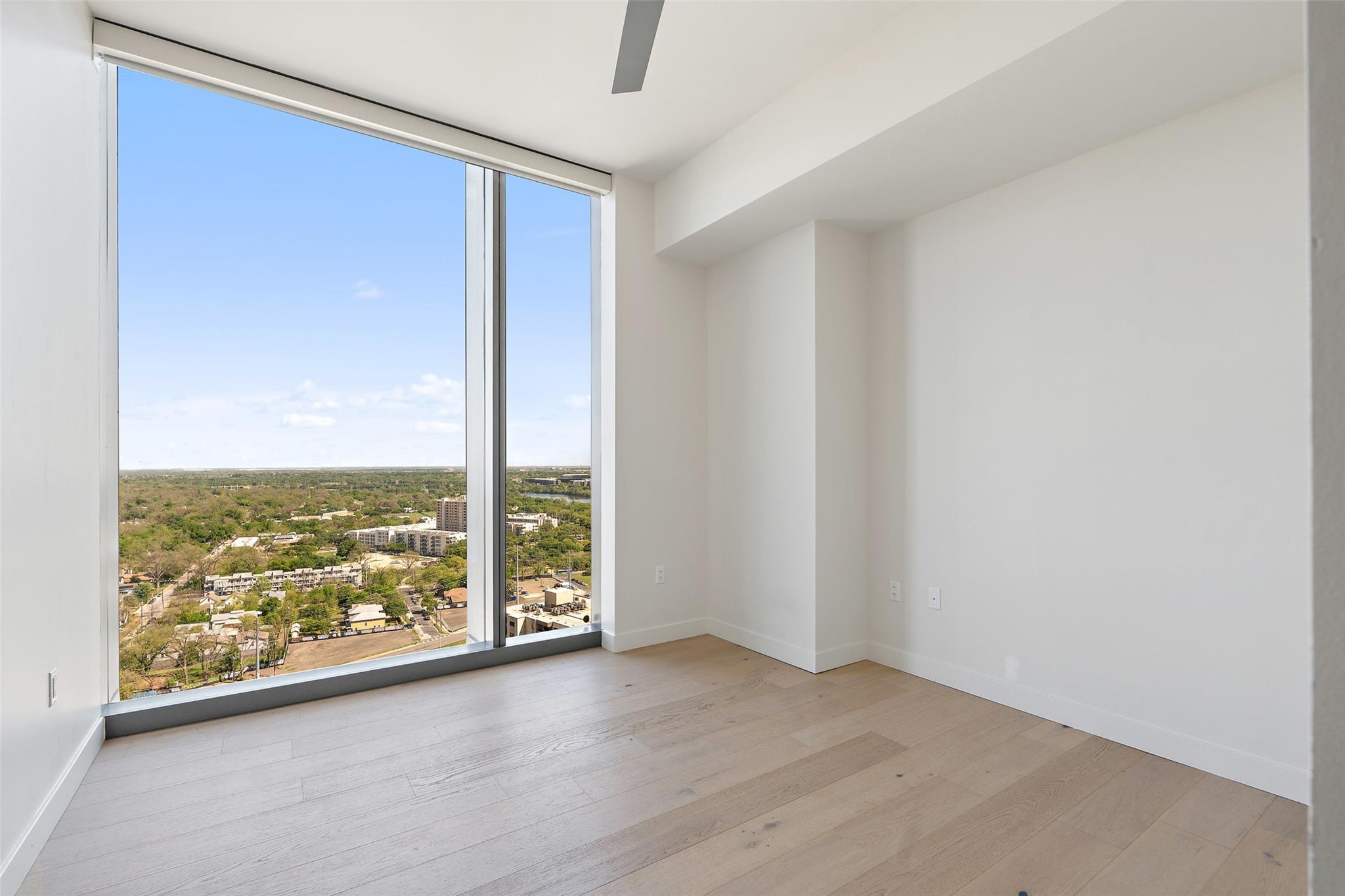 44 East Ave # 2307, Austin, TX 78701