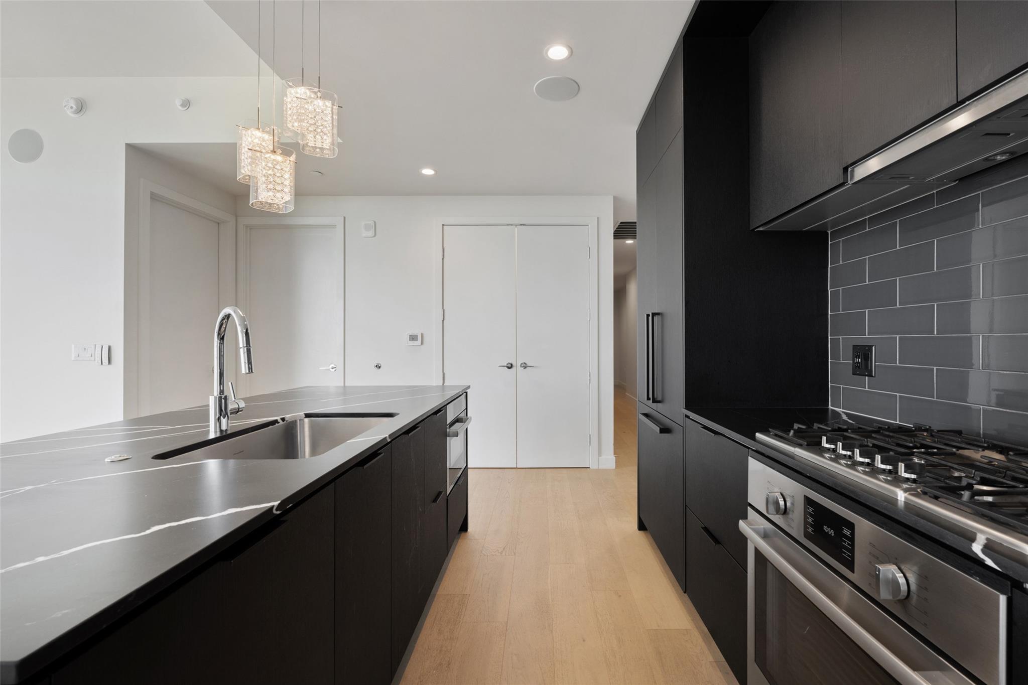 44 East Ave # 2307, Austin, TX 78701