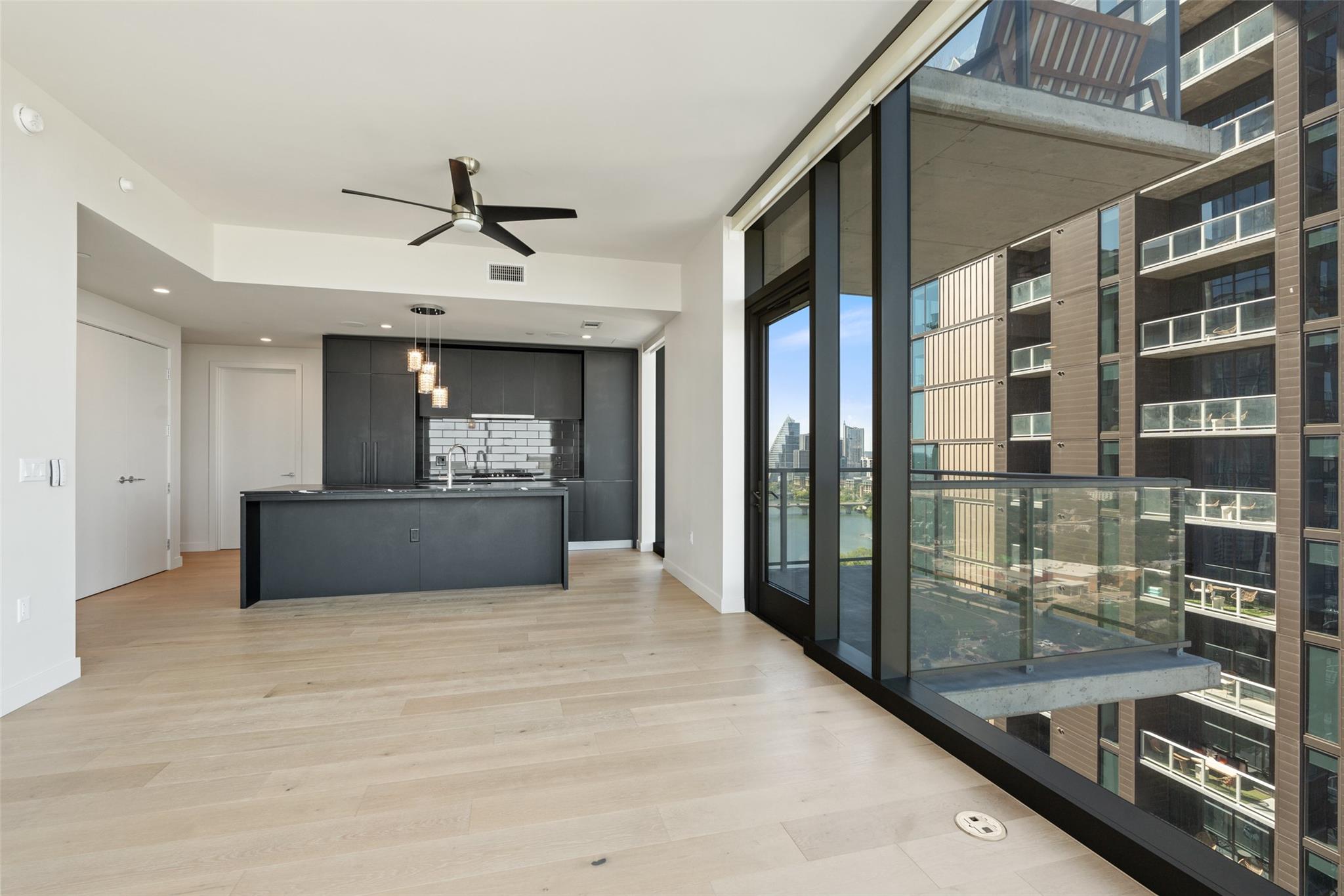 44 East Ave # 2307, Austin, TX 78701