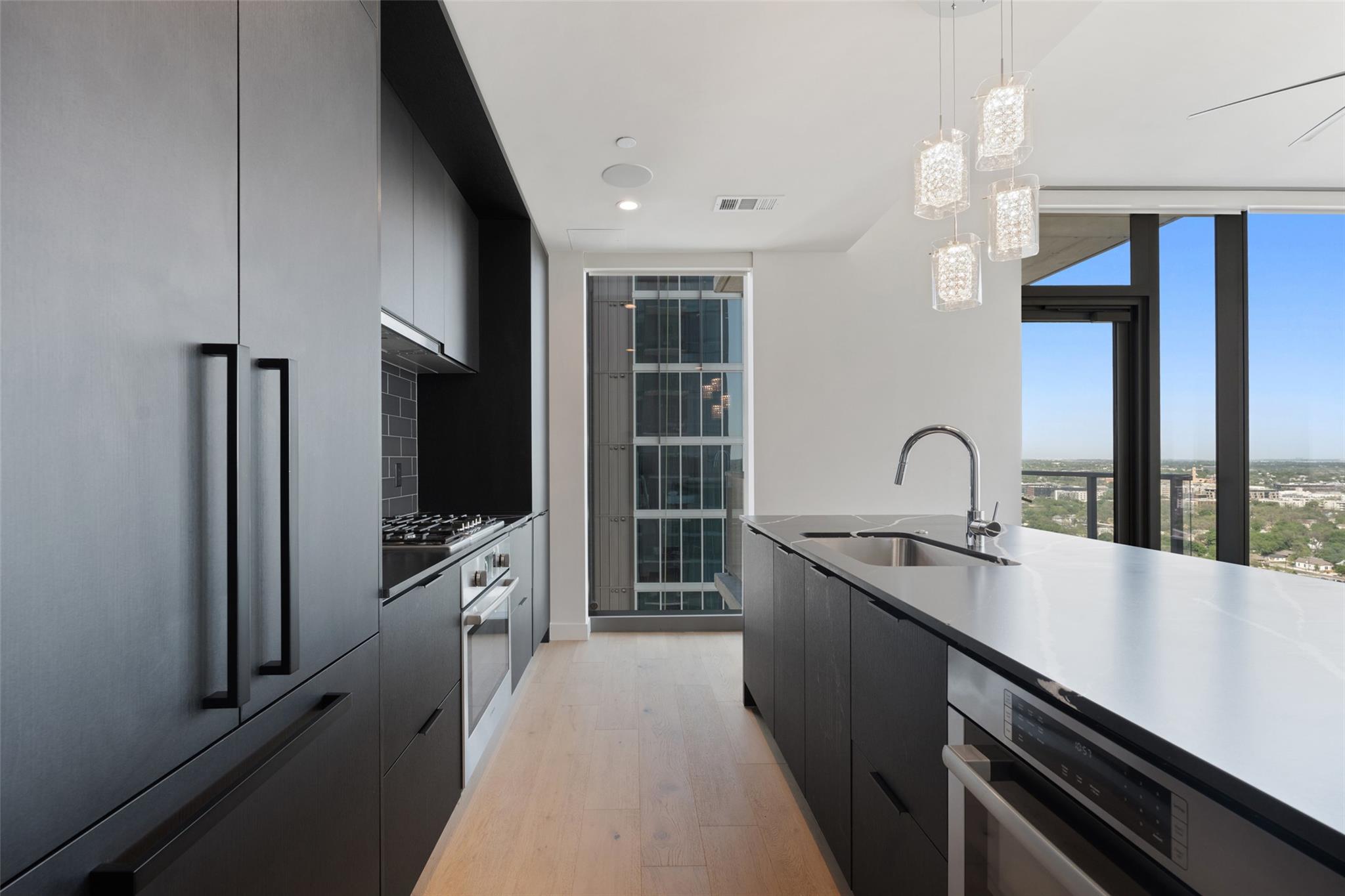 44 East Ave # 2307, Austin, TX 78701