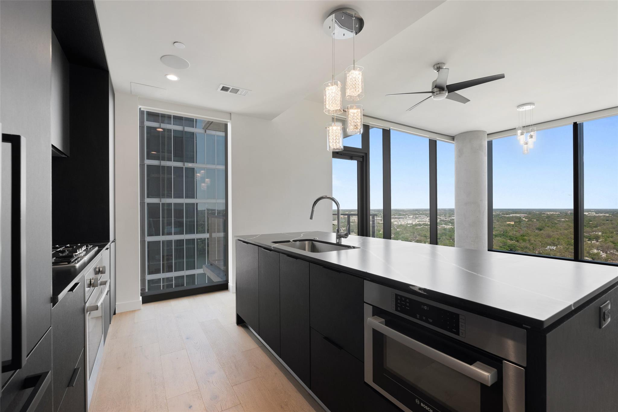 44 East Ave # 2307, Austin, TX 78701