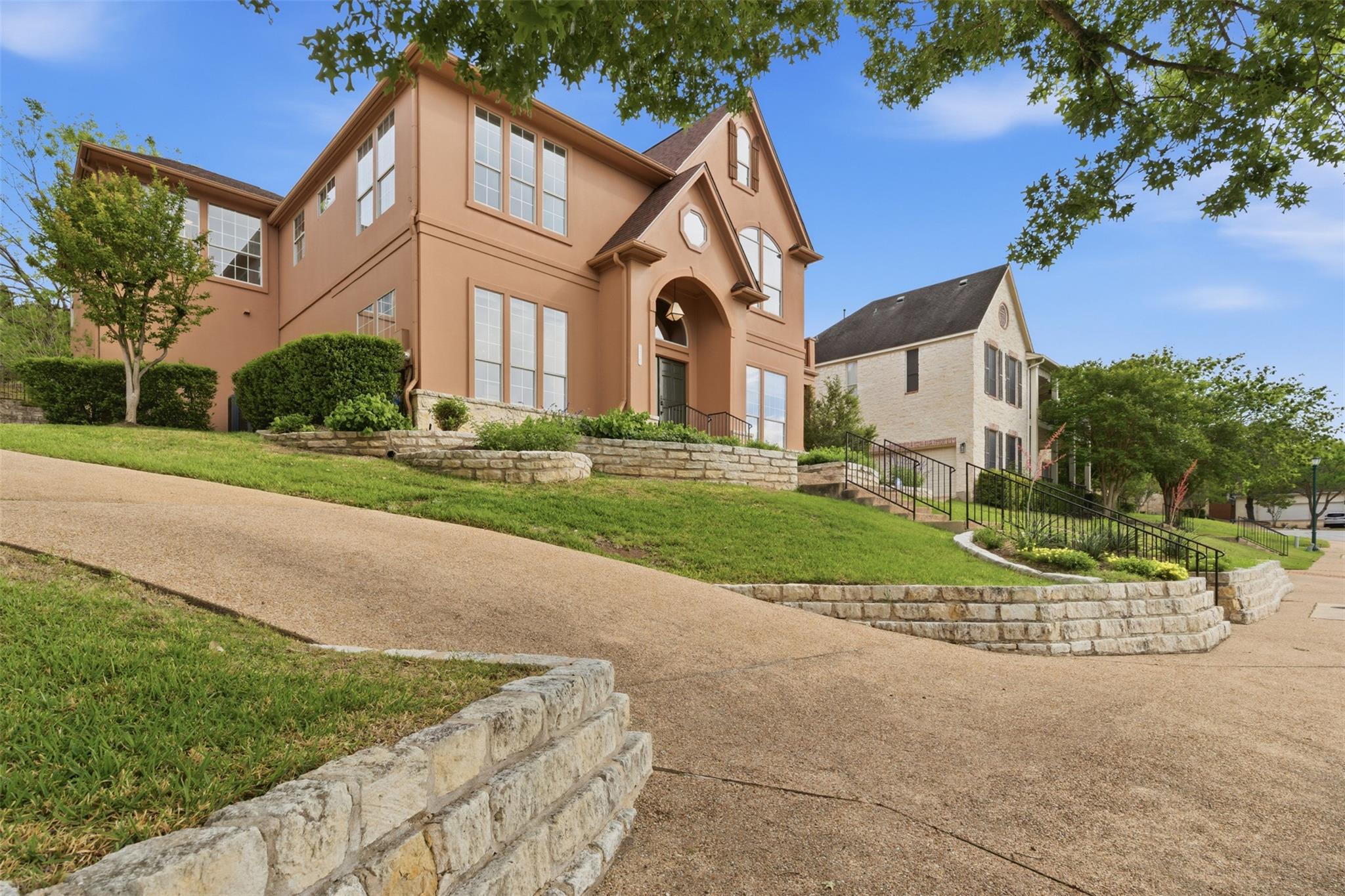 1717 Allium Dr, Austin, TX 78733