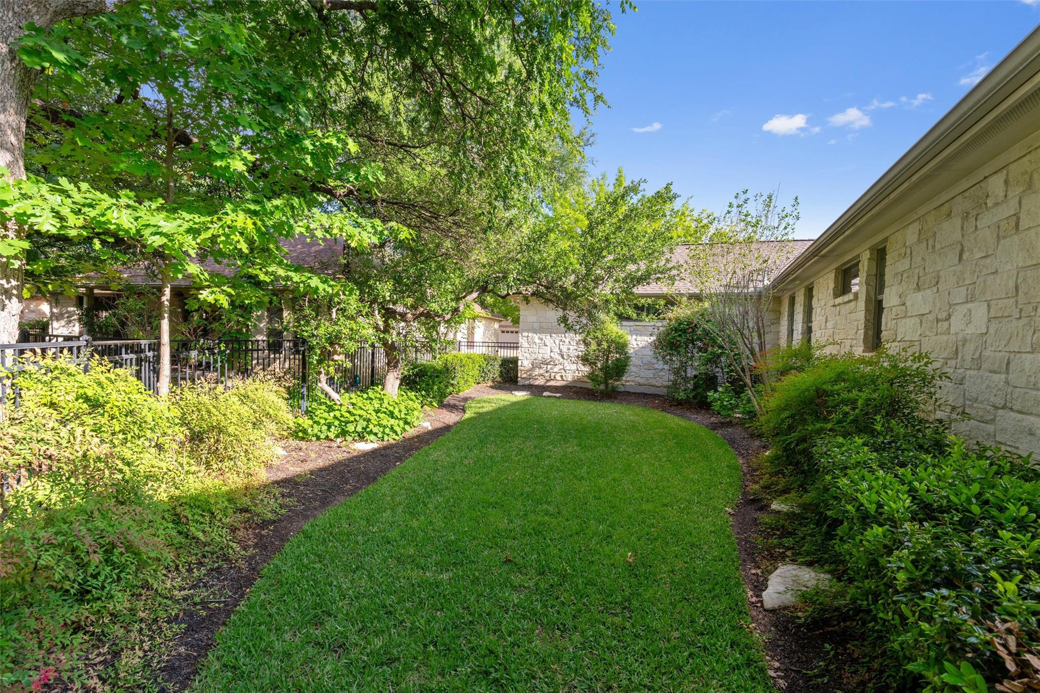 809 Boquilla Trl, Georgetown, TX 78633