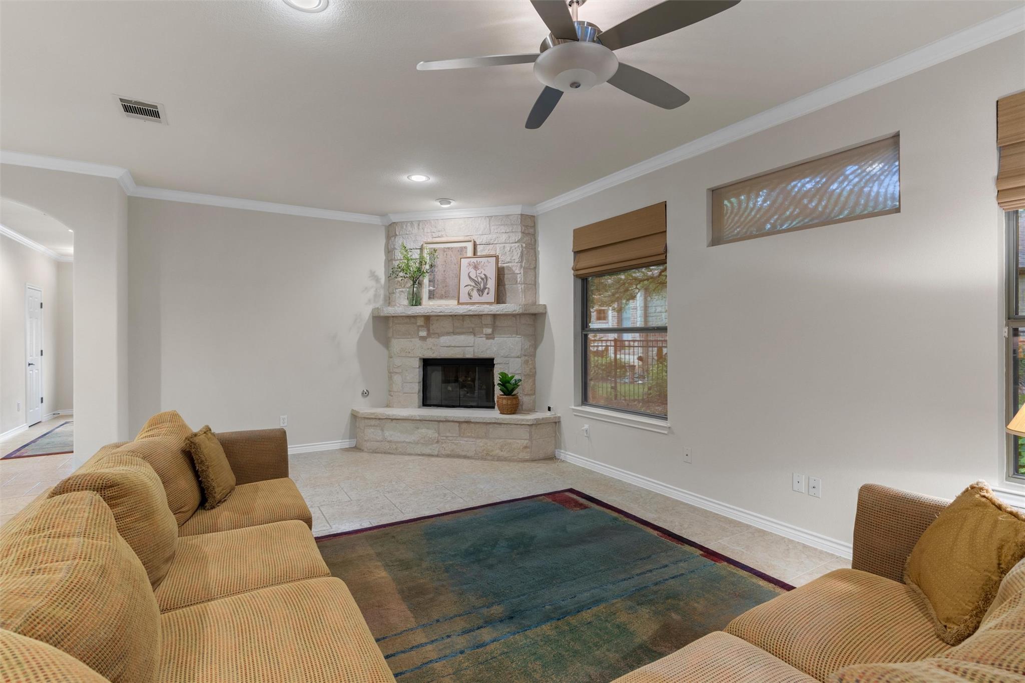 809 Boquilla Trl, Georgetown, TX 78633