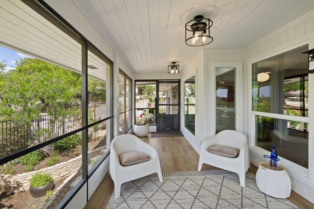 911 Electra, Lakeway, TX 78734