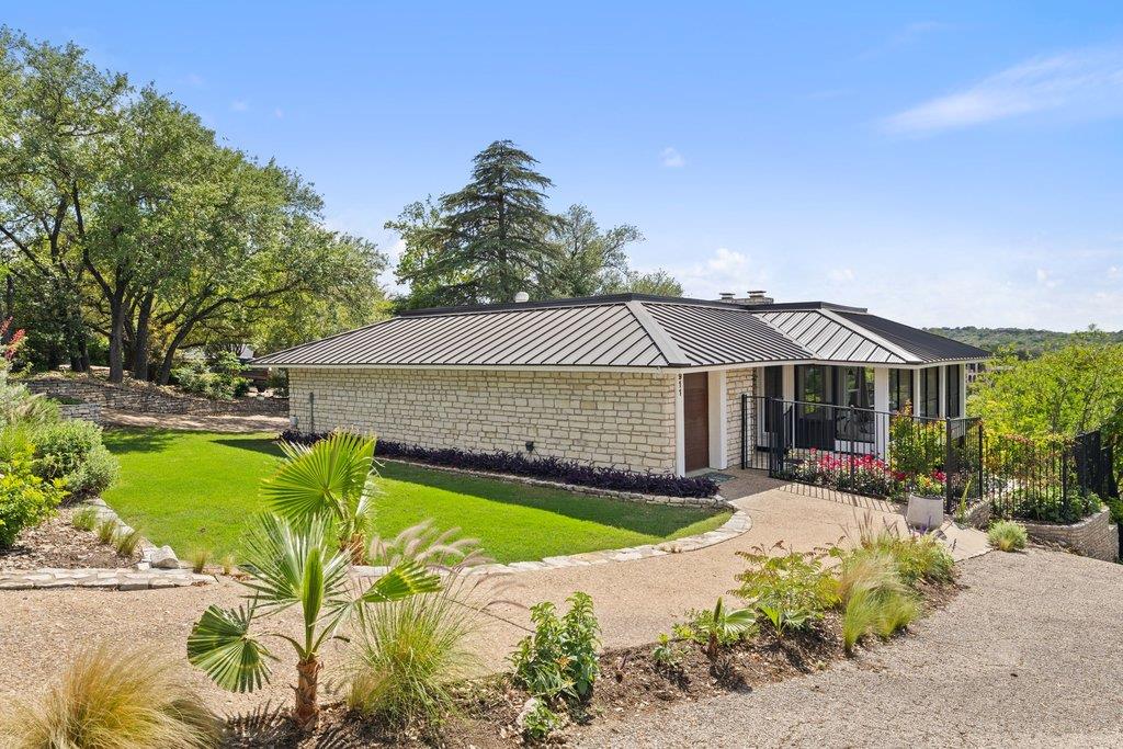 911 Electra, Lakeway, TX 78734