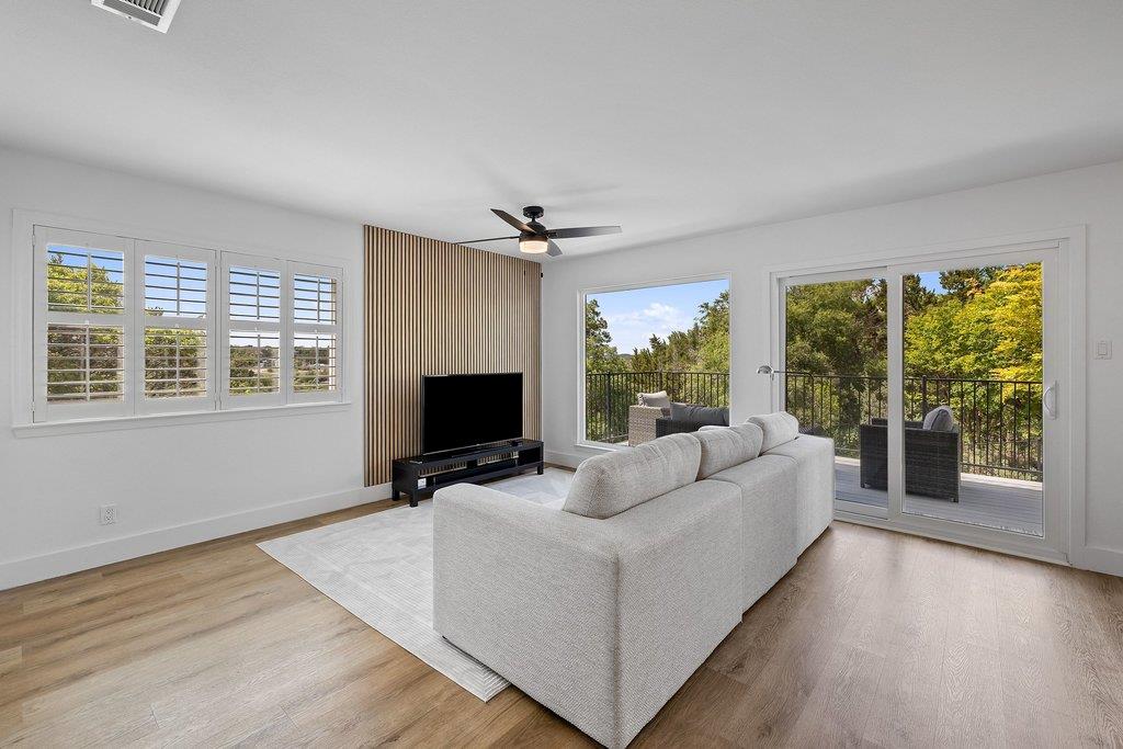 911 Electra, Lakeway, TX 78734