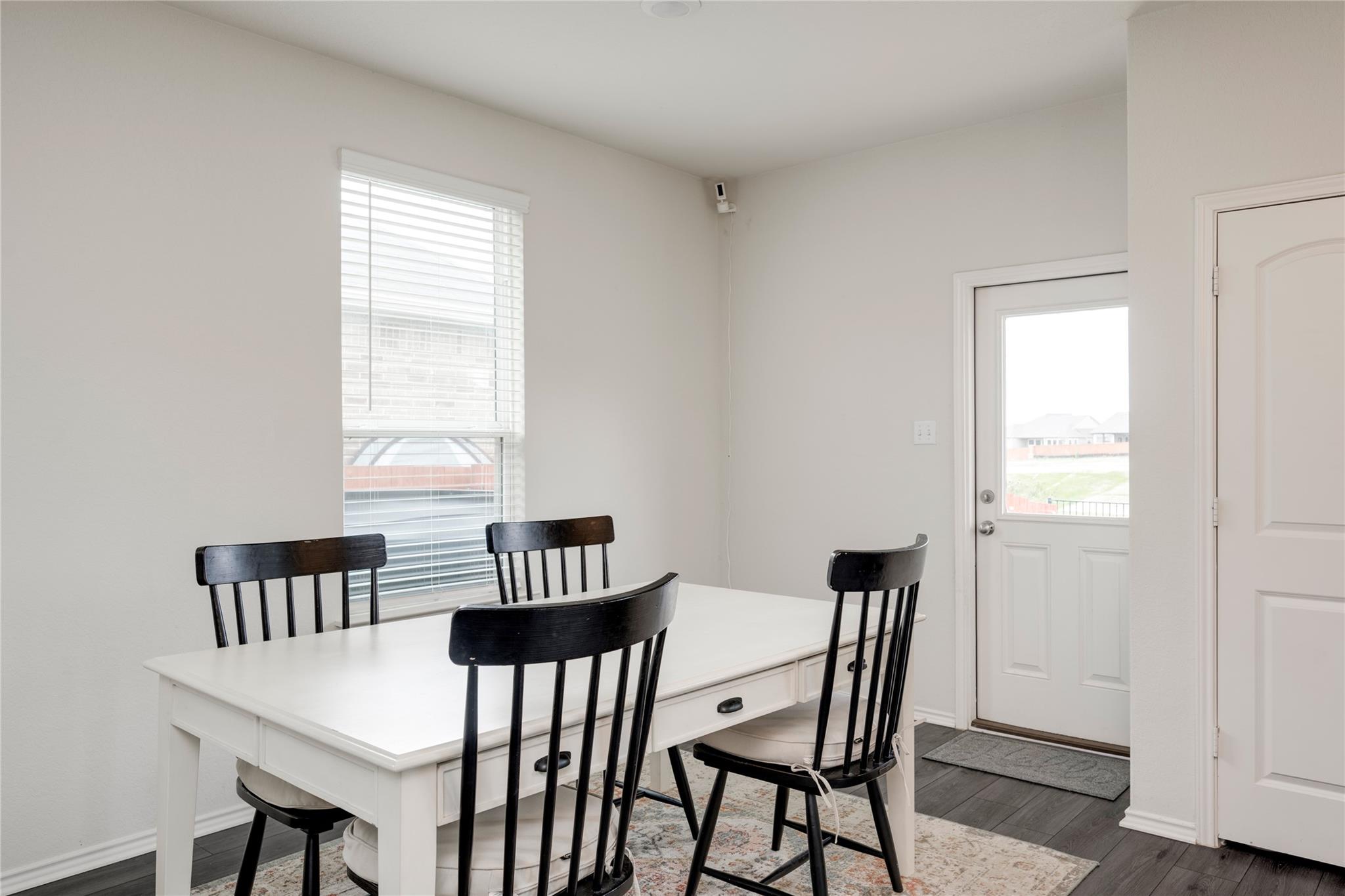 160 Sweetleaf Dr, Buda, TX 78610