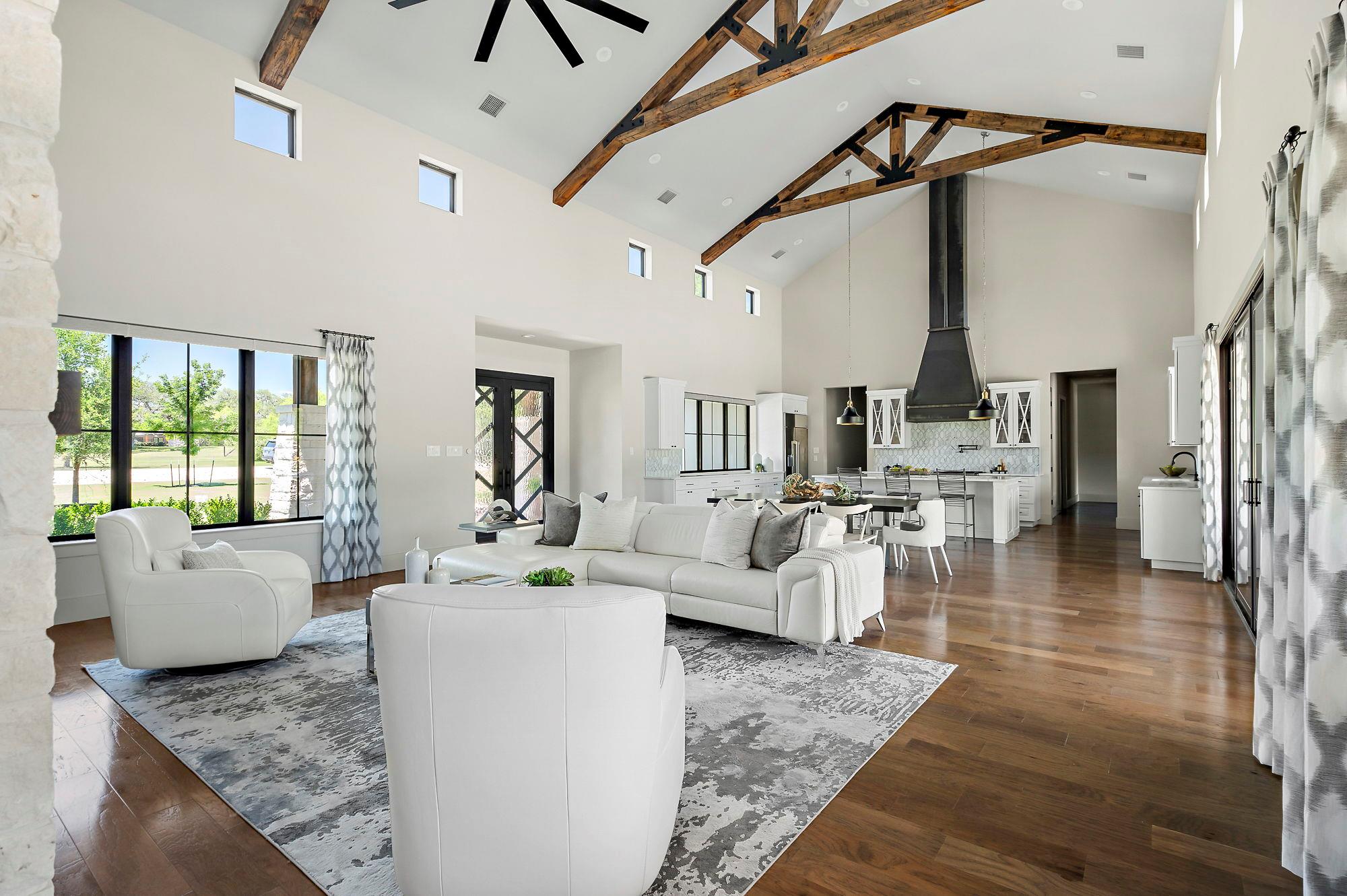 811 Wade Rd, New Braunfels, TX 78132