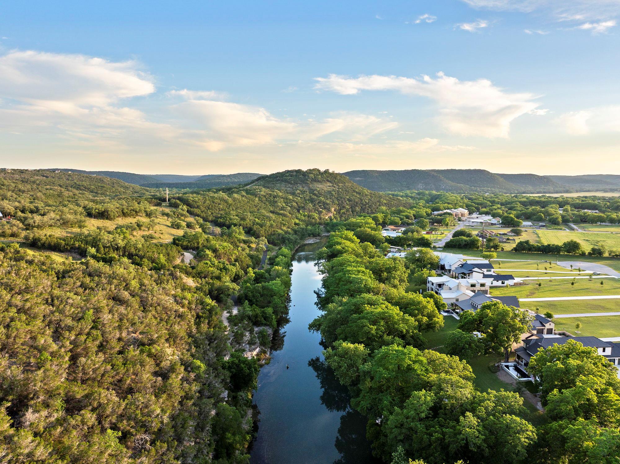 811 Wade Rd, New Braunfels, TX 78132