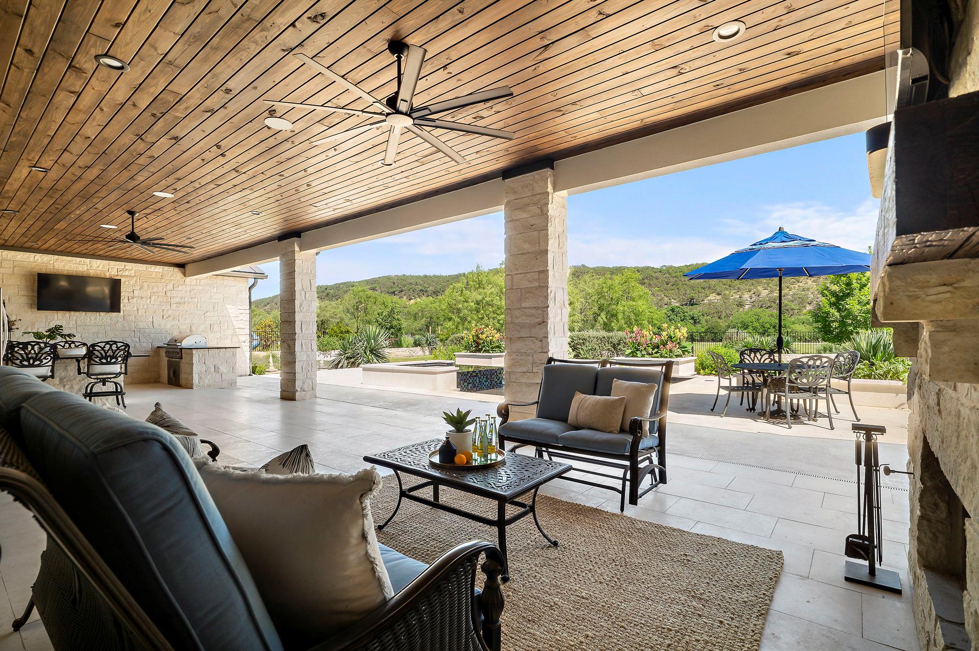 811 Wade Rd, New Braunfels, TX 78132