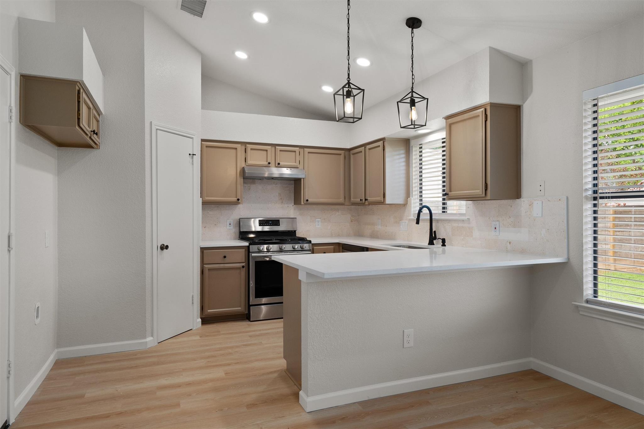 1401 Plum Creek Rd, Cedar Park, TX 78613