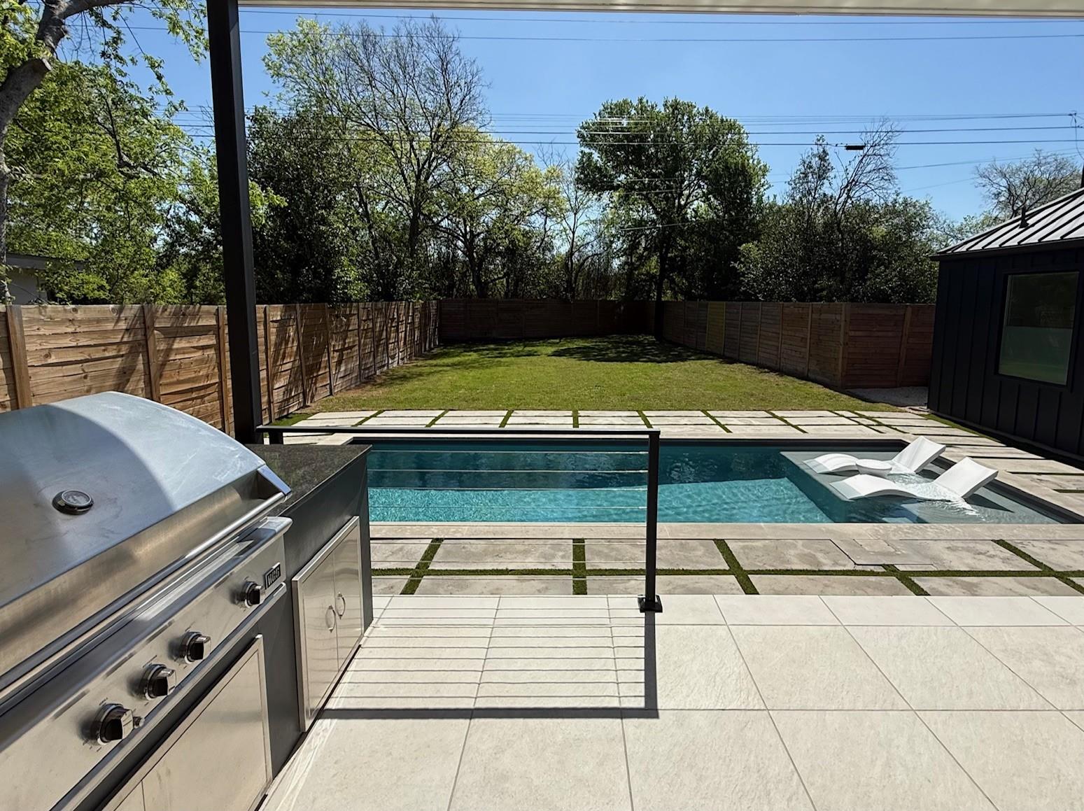 3205 Dolphin Dr, Austin, TX 78704