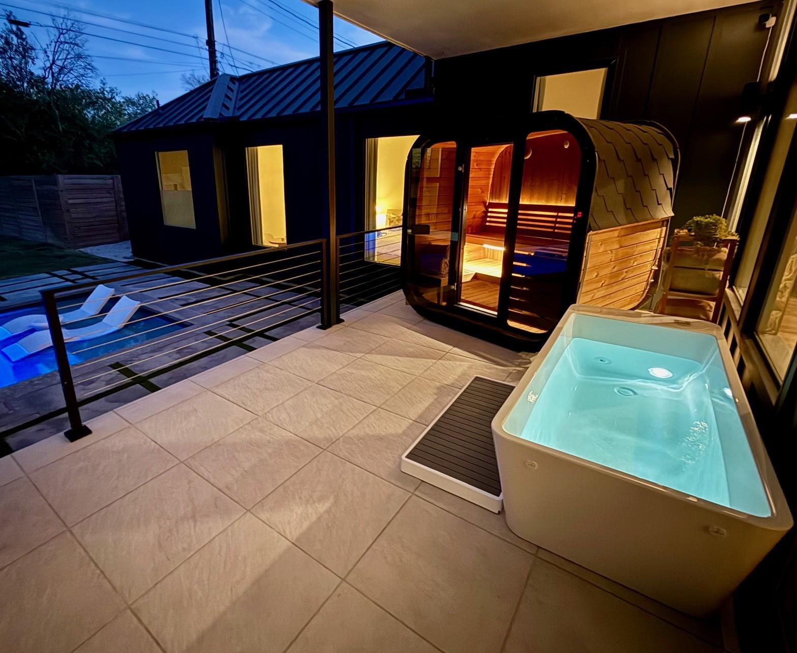 3205 Dolphin Dr, Austin, TX 78704