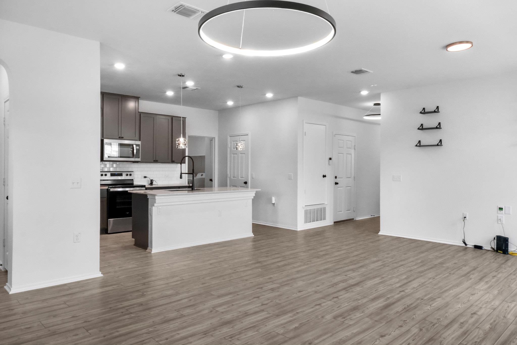 12500 Karasu Dr, Manor, TX 78653