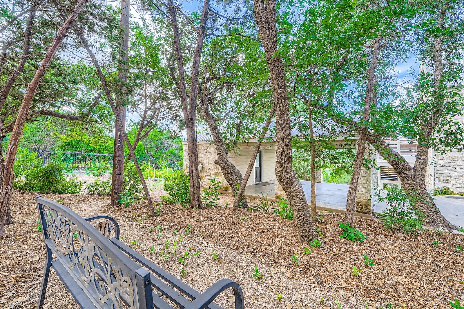 8132 Breeze Way, Jonestown, TX 78645