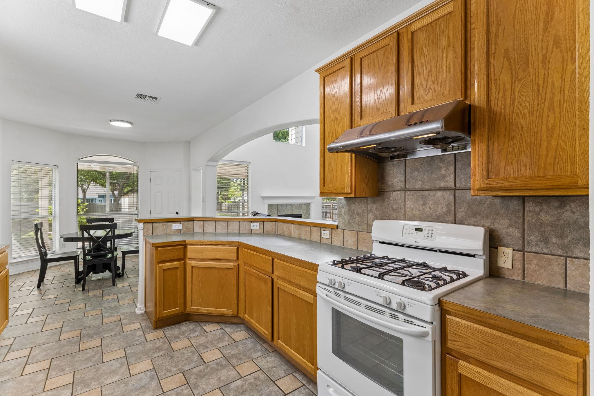 16504 Lounsbury Pl, Austin, TX 78717