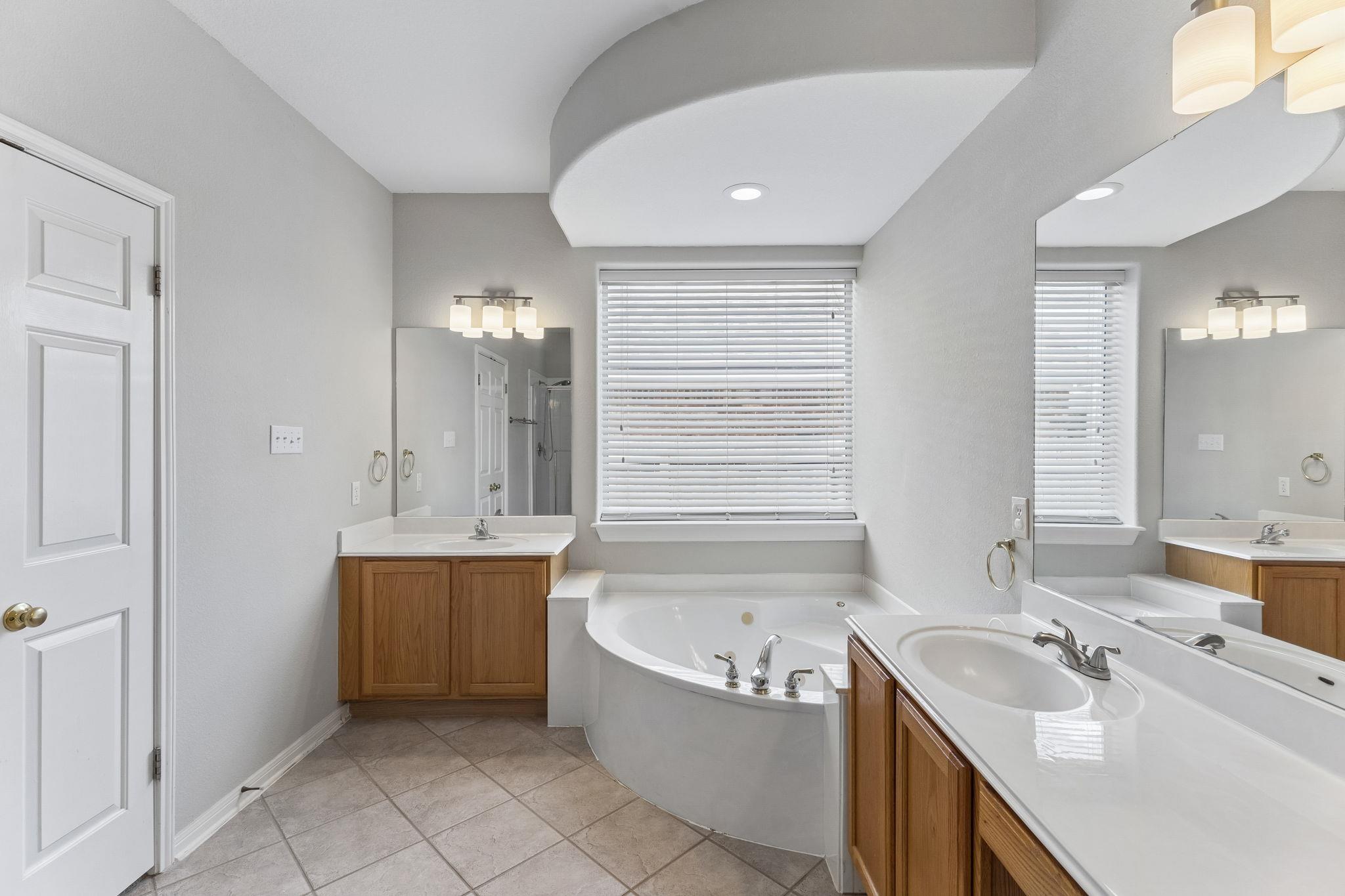 16504 Lounsbury Pl, Austin, TX 78717