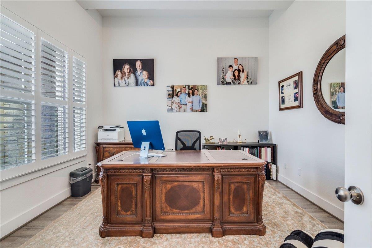 101 Christi Ct, Kyle, TX 78640