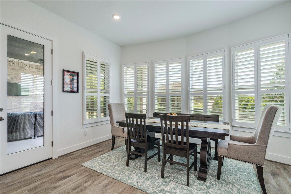 101 Christi Ct, Kyle, TX 78640