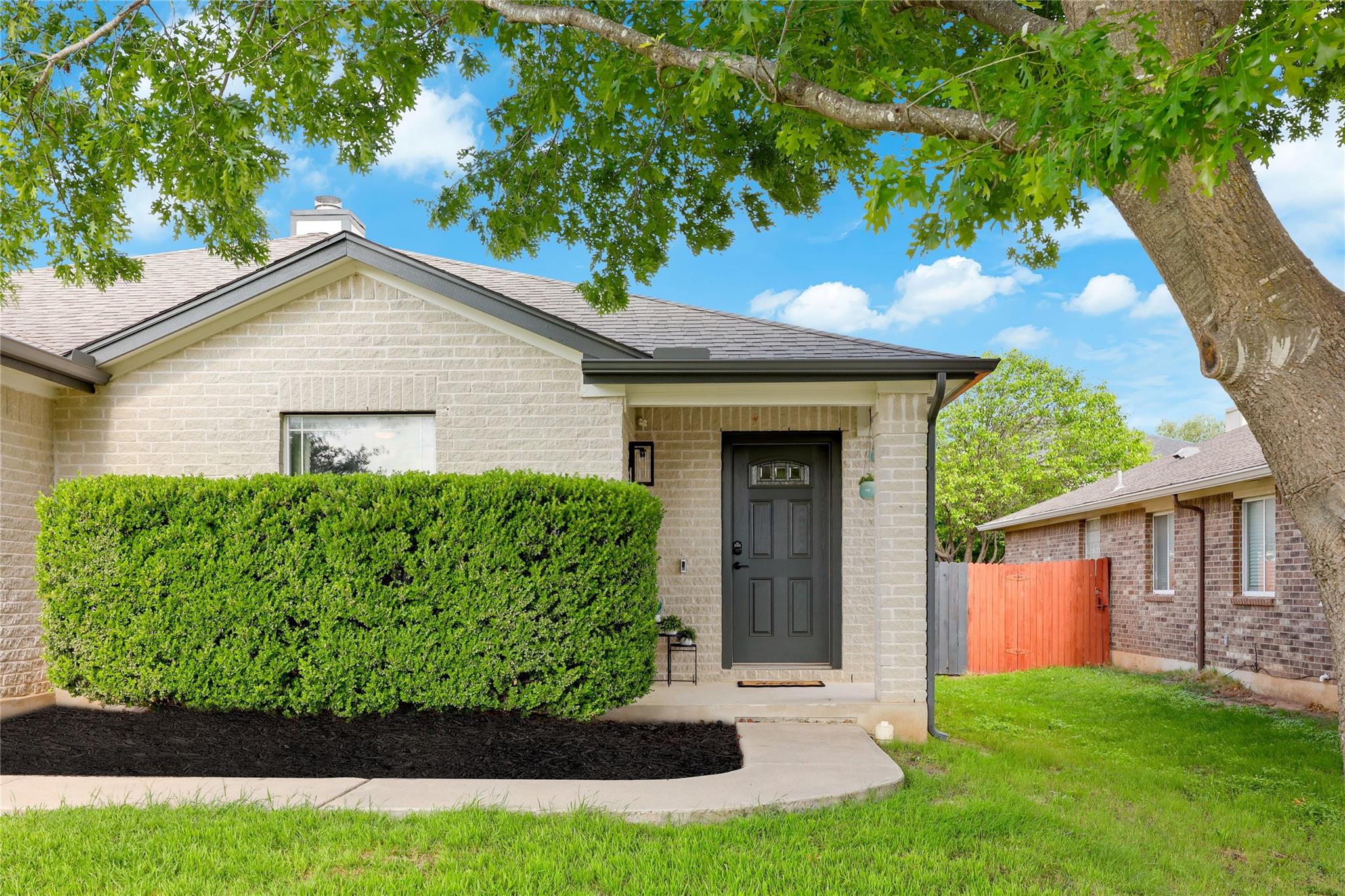 1903 Mir Woods Dr, Leander, TX 78641