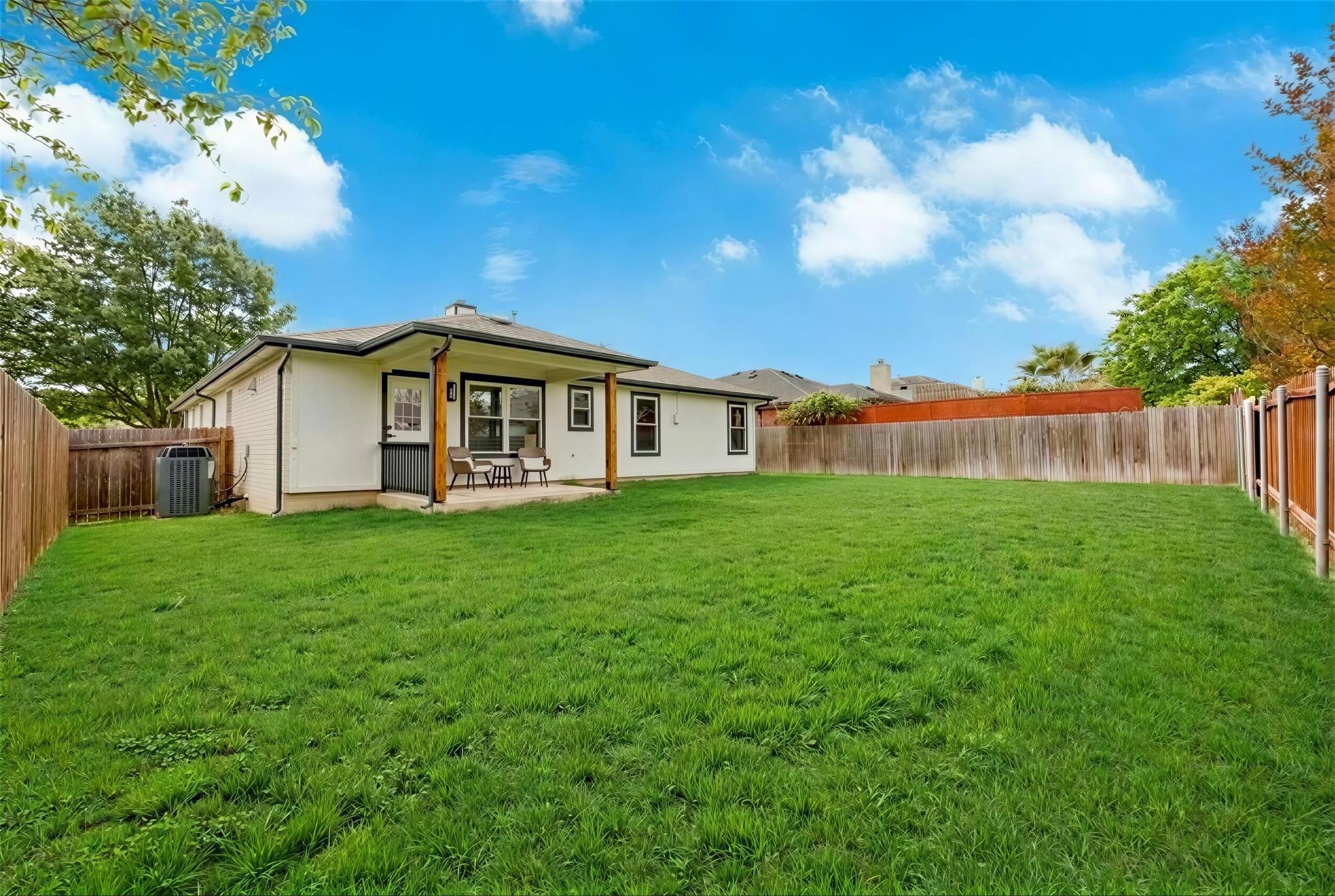 1903 Mir Woods Dr, Leander, TX 78641