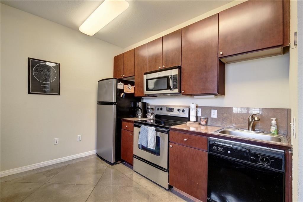 2505 San Gabriel St # 104, Austin, TX 78705