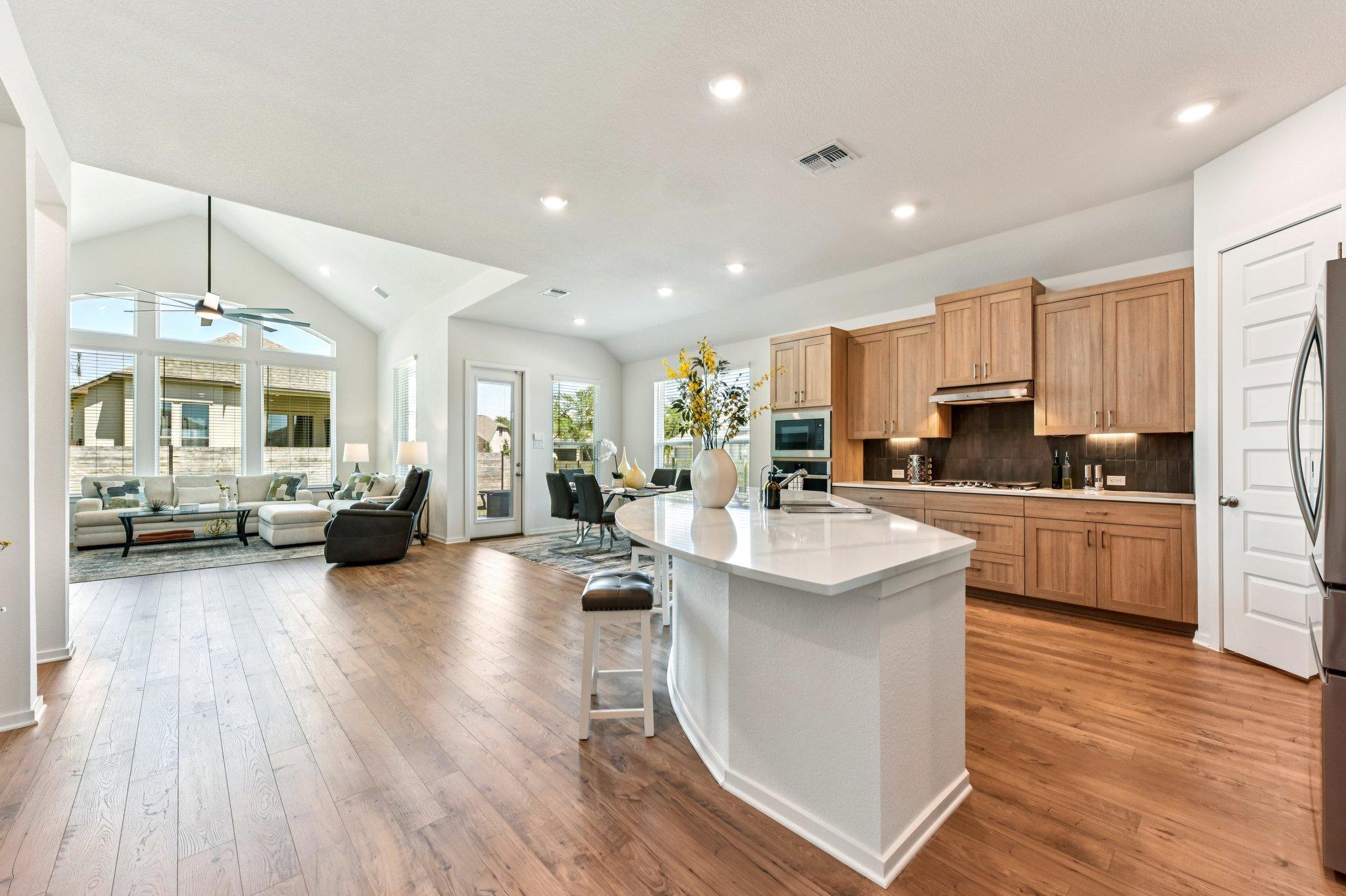 1000 Rollingwood Trl, Georgetown, TX 78633