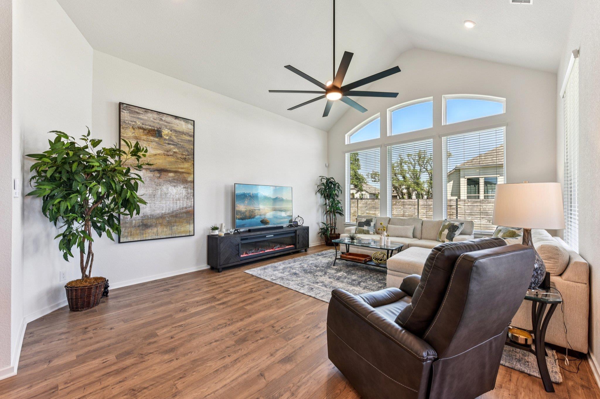 1000 Rollingwood Trl, Georgetown, TX 78633