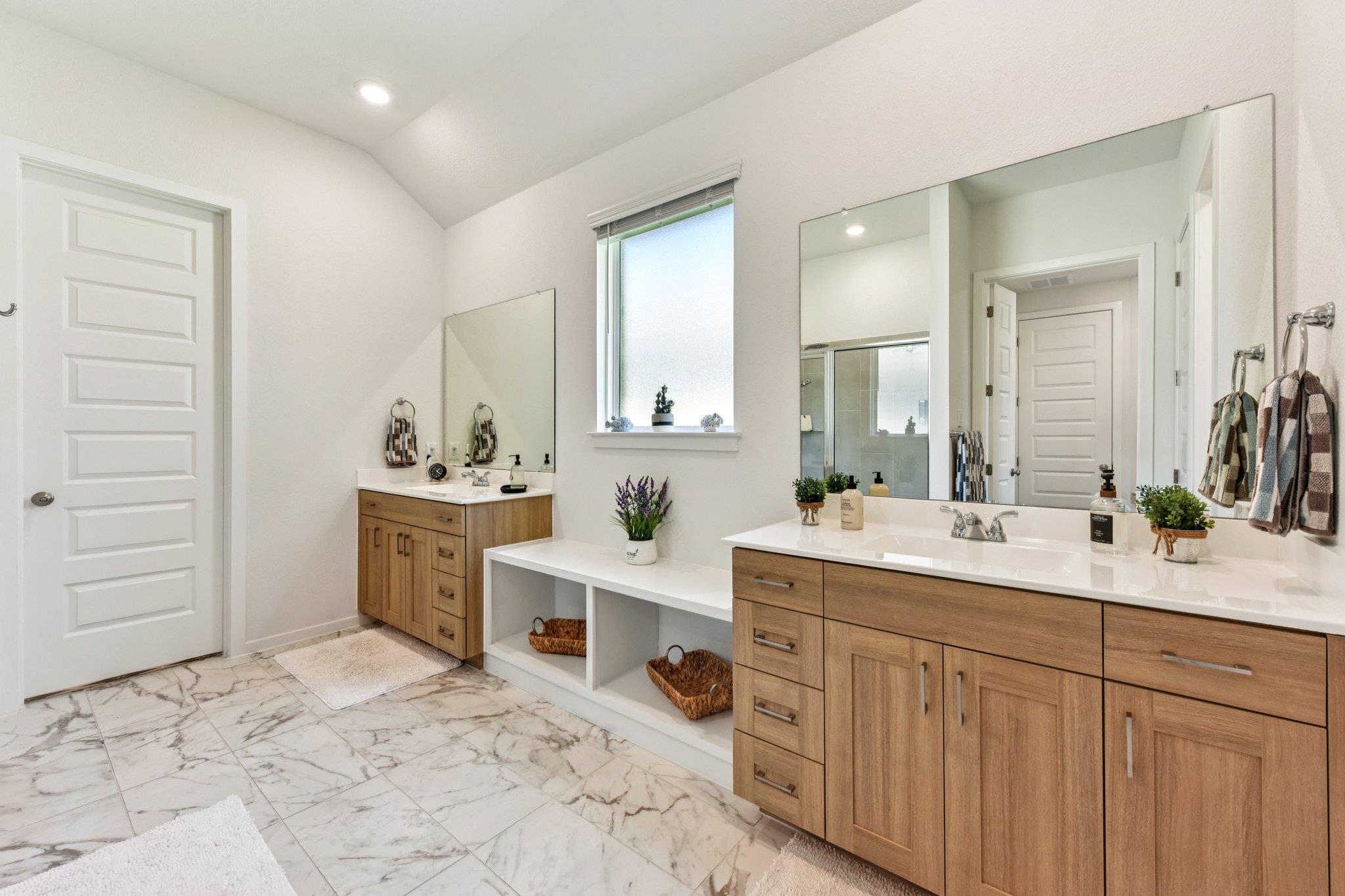 1000 Rollingwood Trl, Georgetown, TX 78633