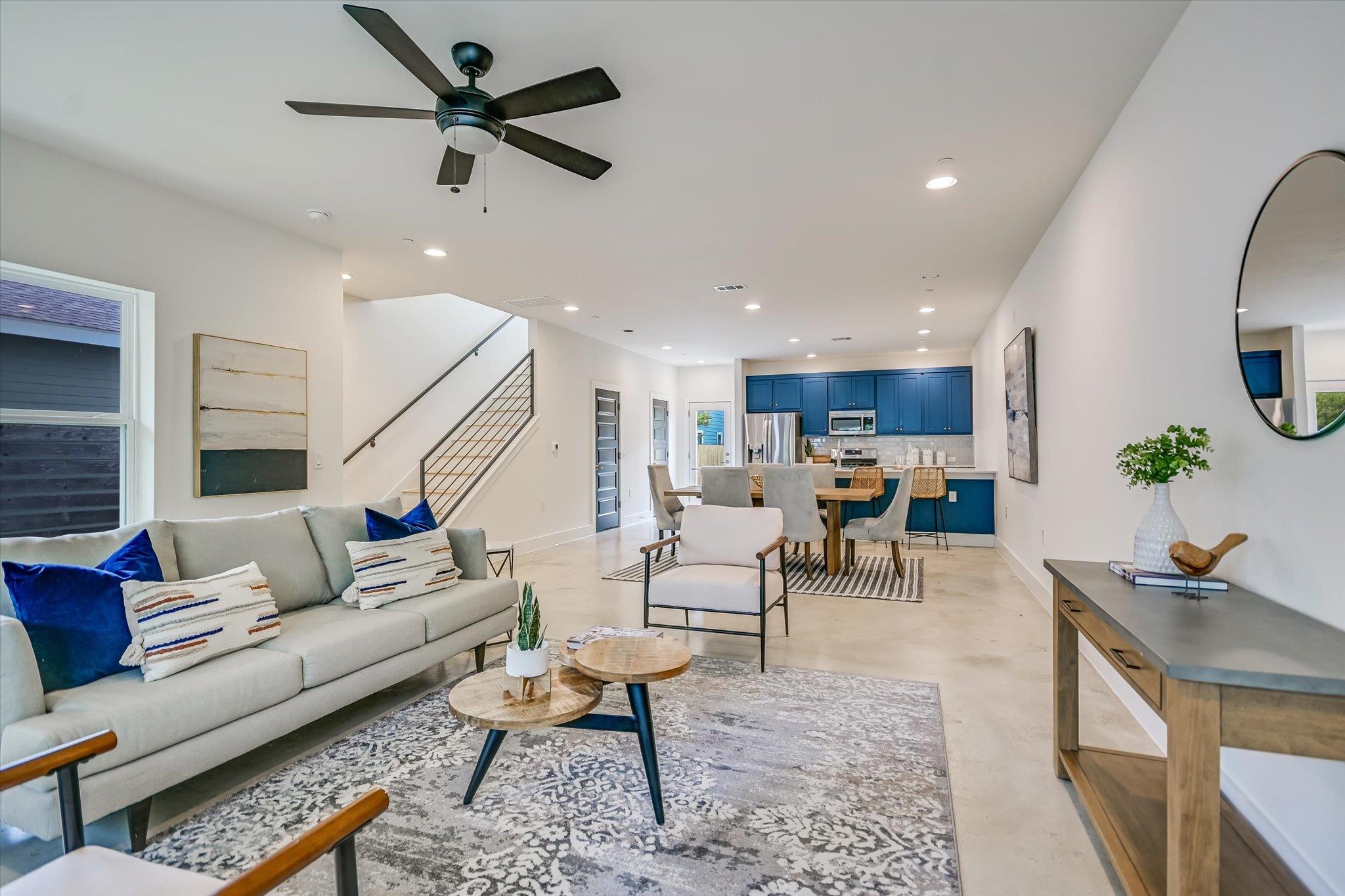 1121 Walton Ln # B, Austin, TX 78721