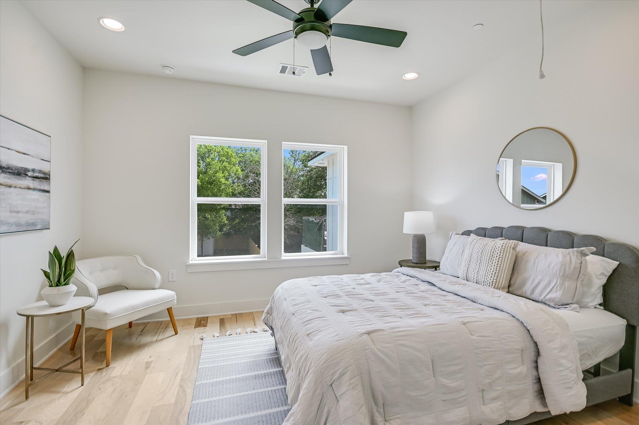 1121 Walton Ln # B, Austin, TX 78721