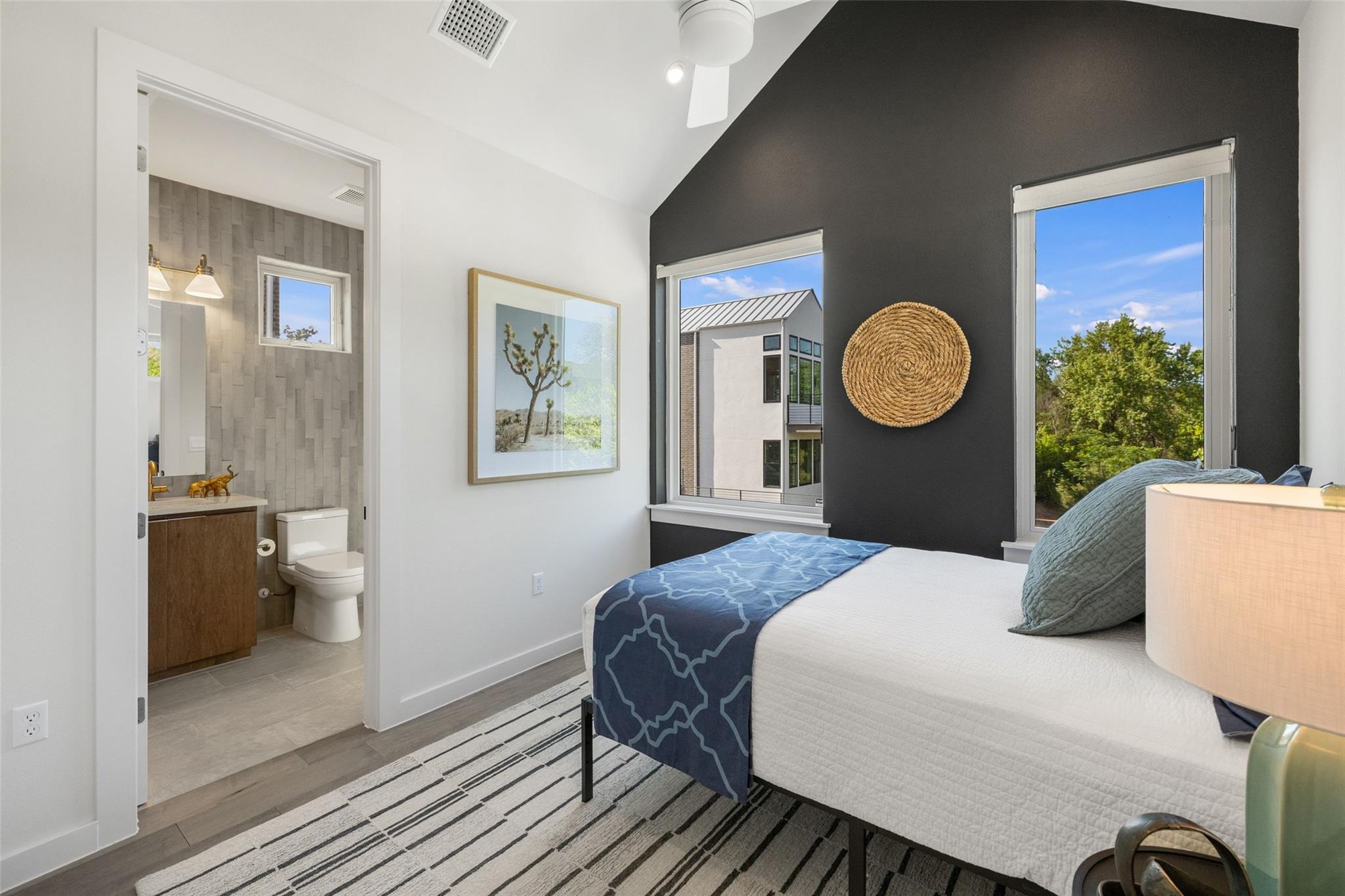 900 S 2nd St # 22, Austin, TX 78704