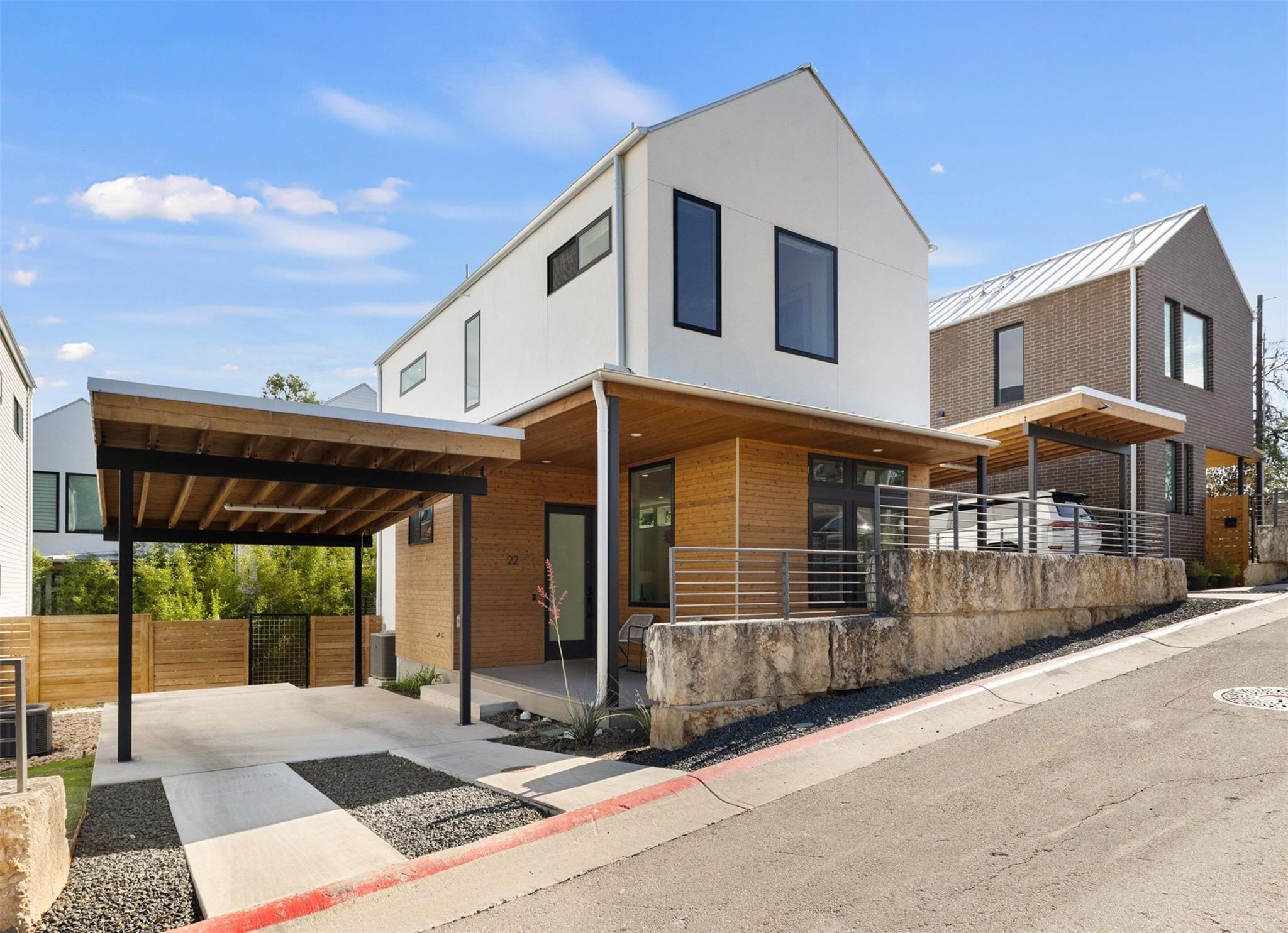 900 S 2nd St # 22, Austin, TX 78704