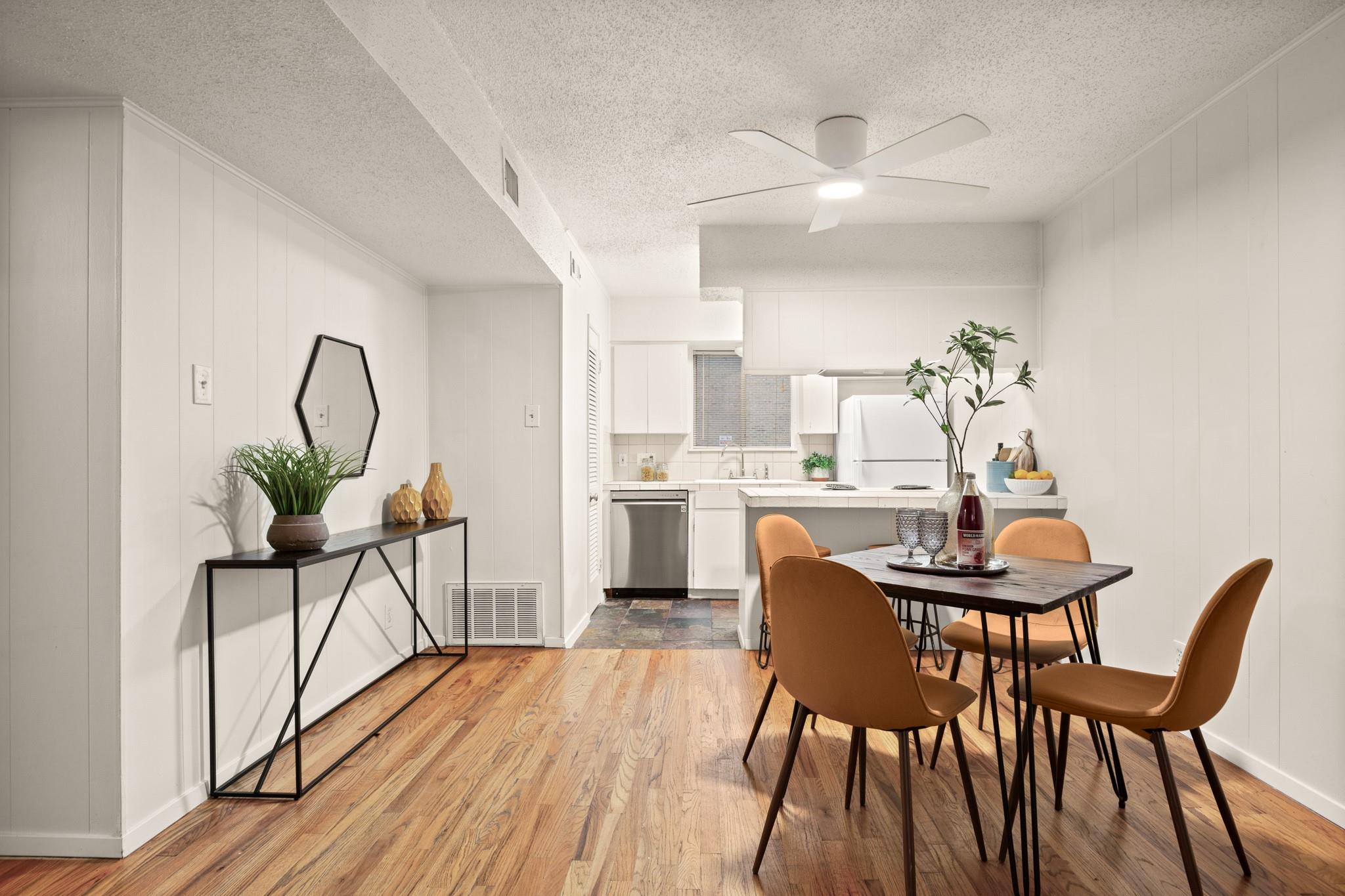 2122 Hancock Dr # 110, Austin, TX 78756